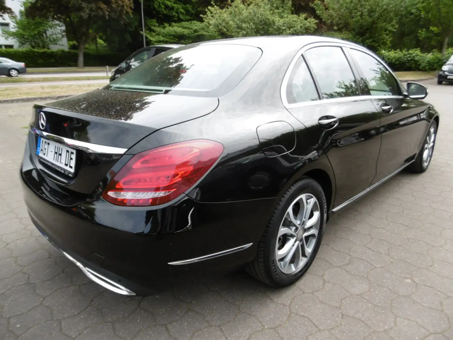 Mercedes-Benz C 200 d Aut. BlueTec Avantgarde Navi LED PDC Negro - 2