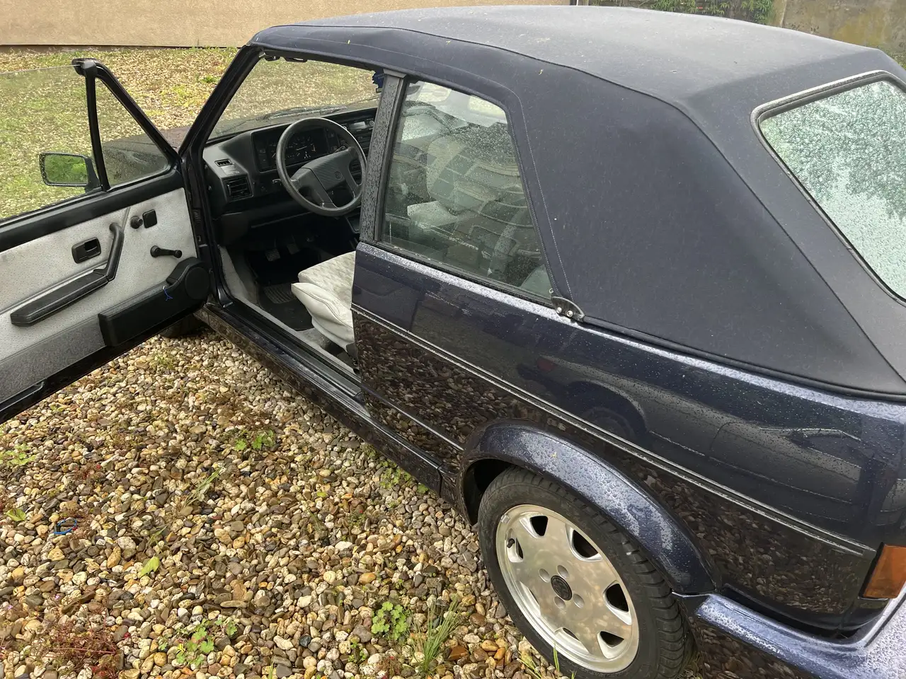 Volkswagen Golf Cabriolet 98PS / neues Softtop & TÜV / Klassiker, foto 4