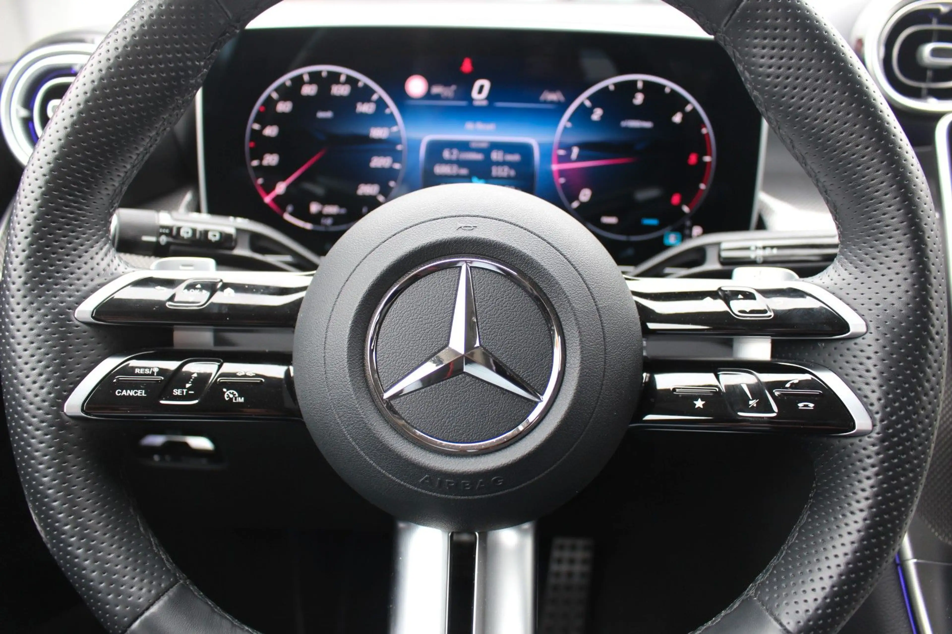Mercedes-Benz GLC 200 d 4Matic Edition AMG Line 360°KAMERA — photo 12