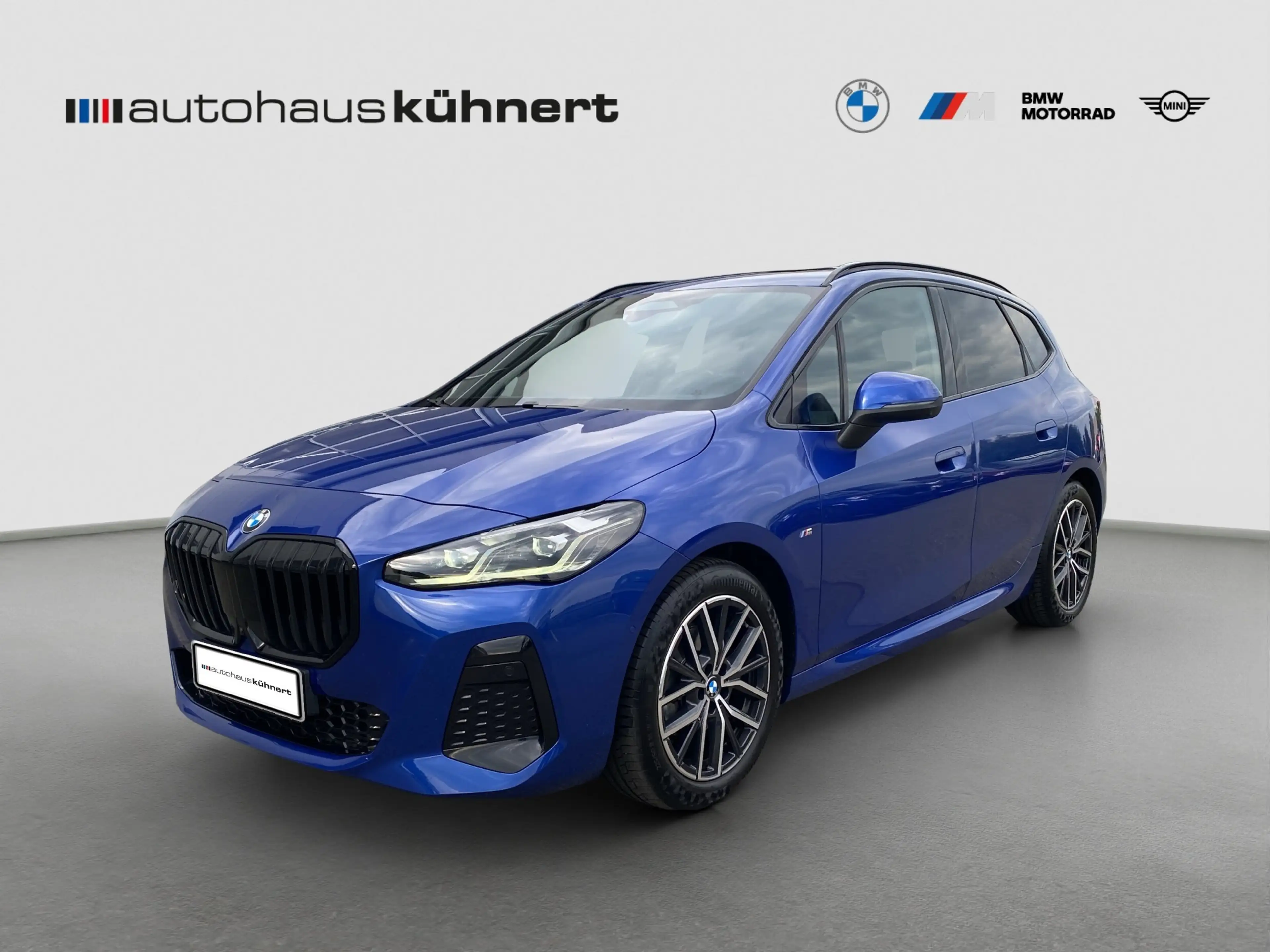 BMW 220 220i Active Tourer ///M-Sport LED ACC AHK Pano — photo 2