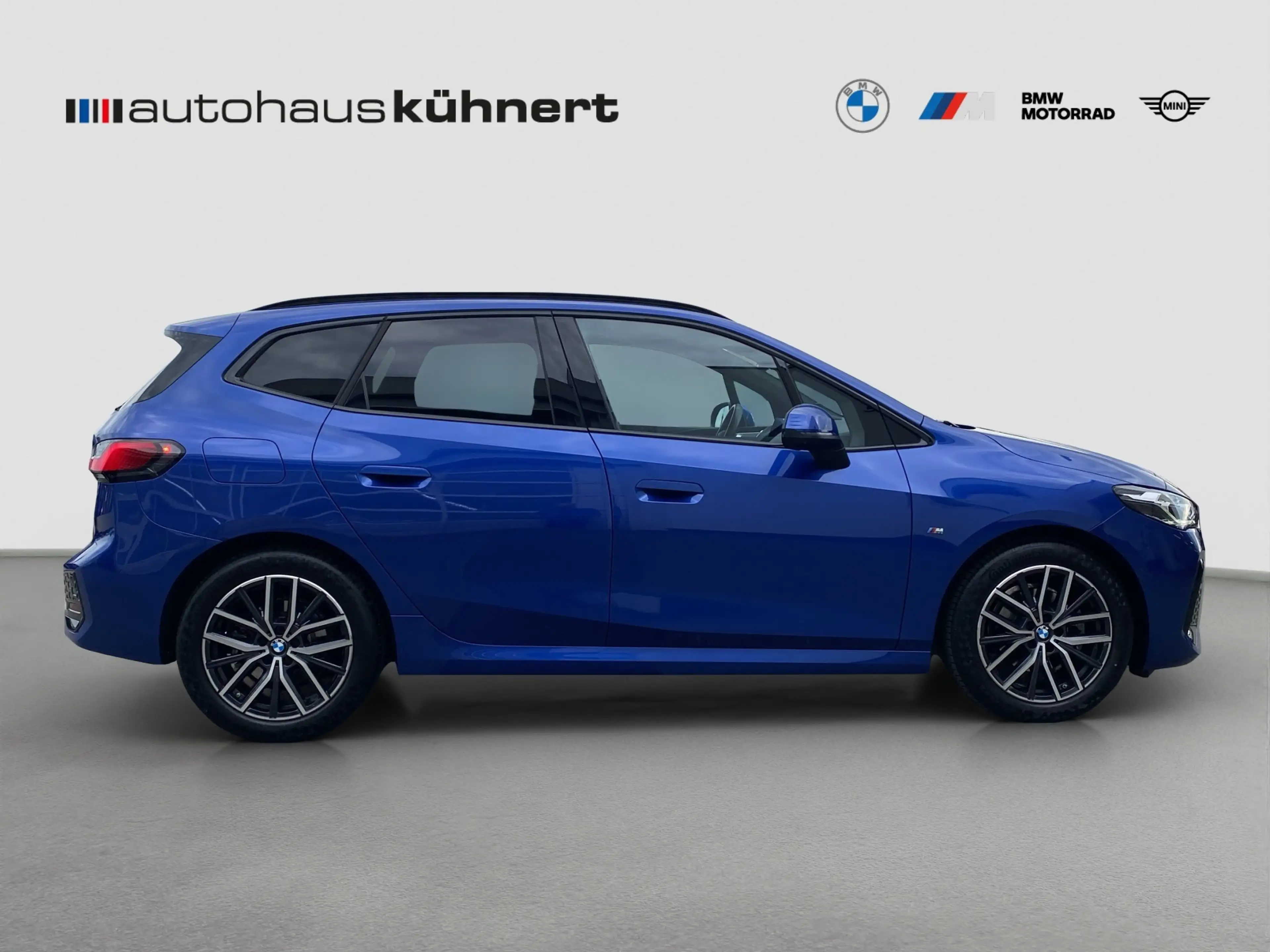 BMW 220 220i Active Tourer ///M-Sport LED ACC AHK Pano — photo 8
