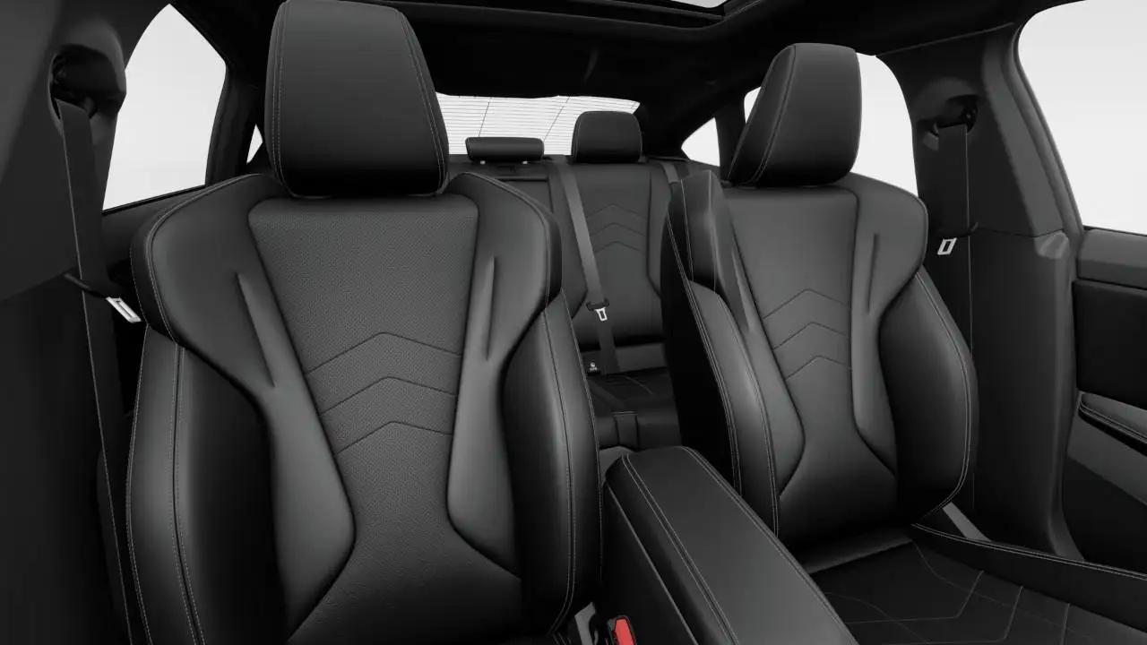 BMW 2 Series снимка BMW 2 Series