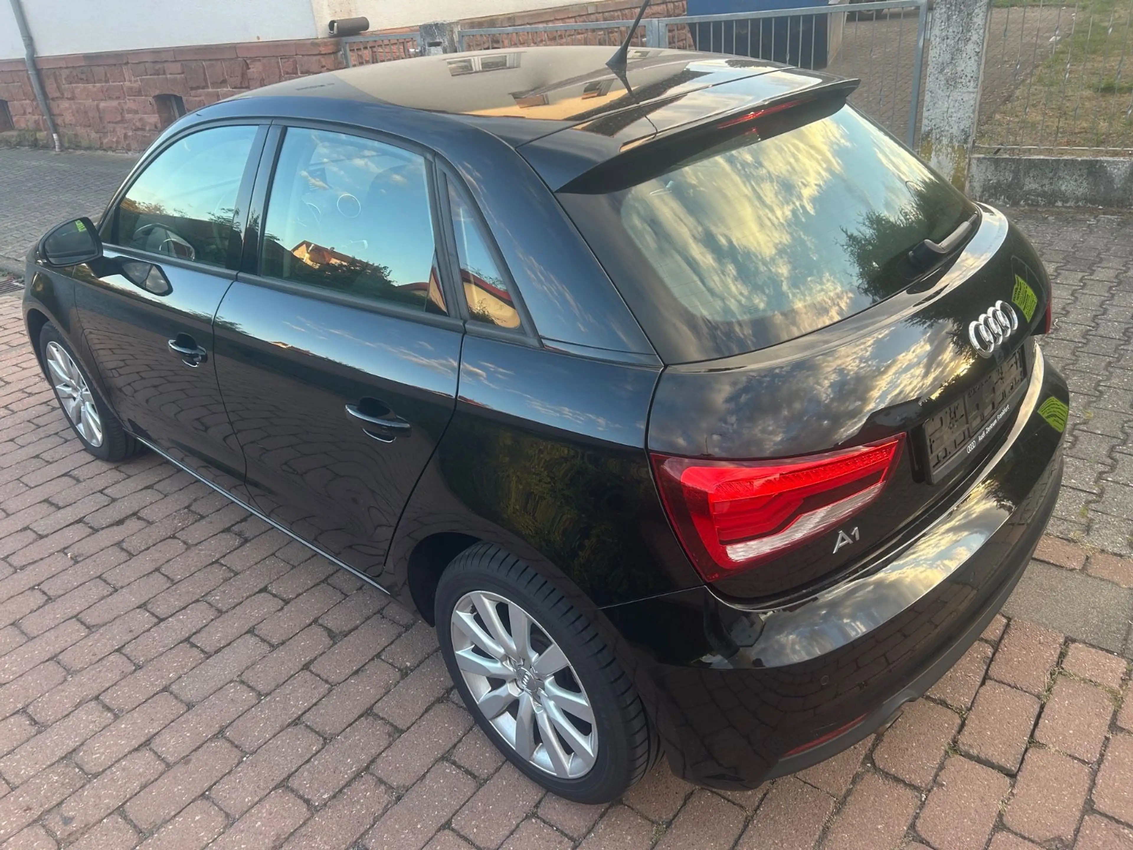 Audi A1 1,0*Ultra*Sportback*55TKM*Alu*Eu6* — photo 6