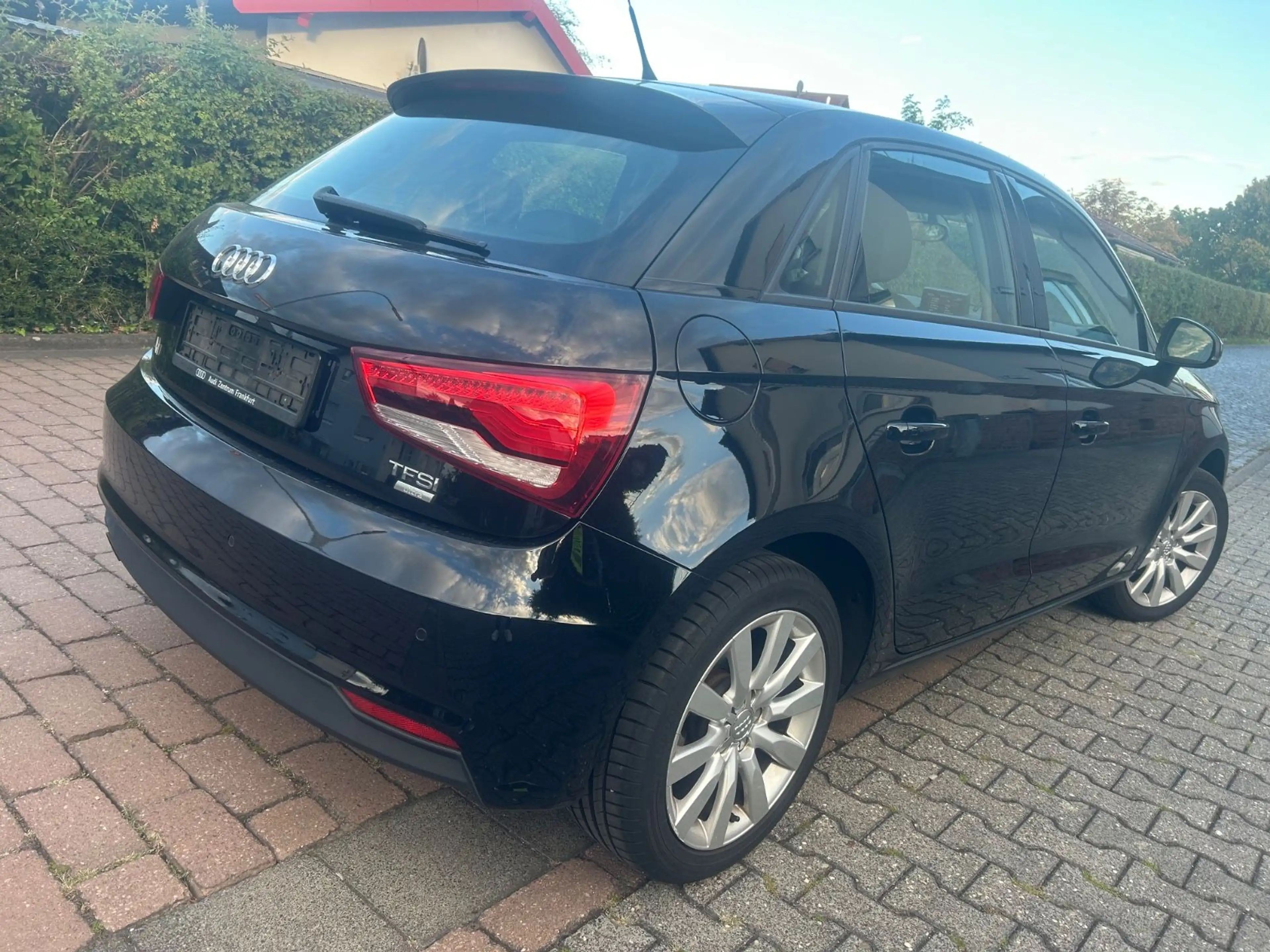 Audi A1 1,0*Ultra*Sportback*55TKM*Alu*Eu6* — photo 2