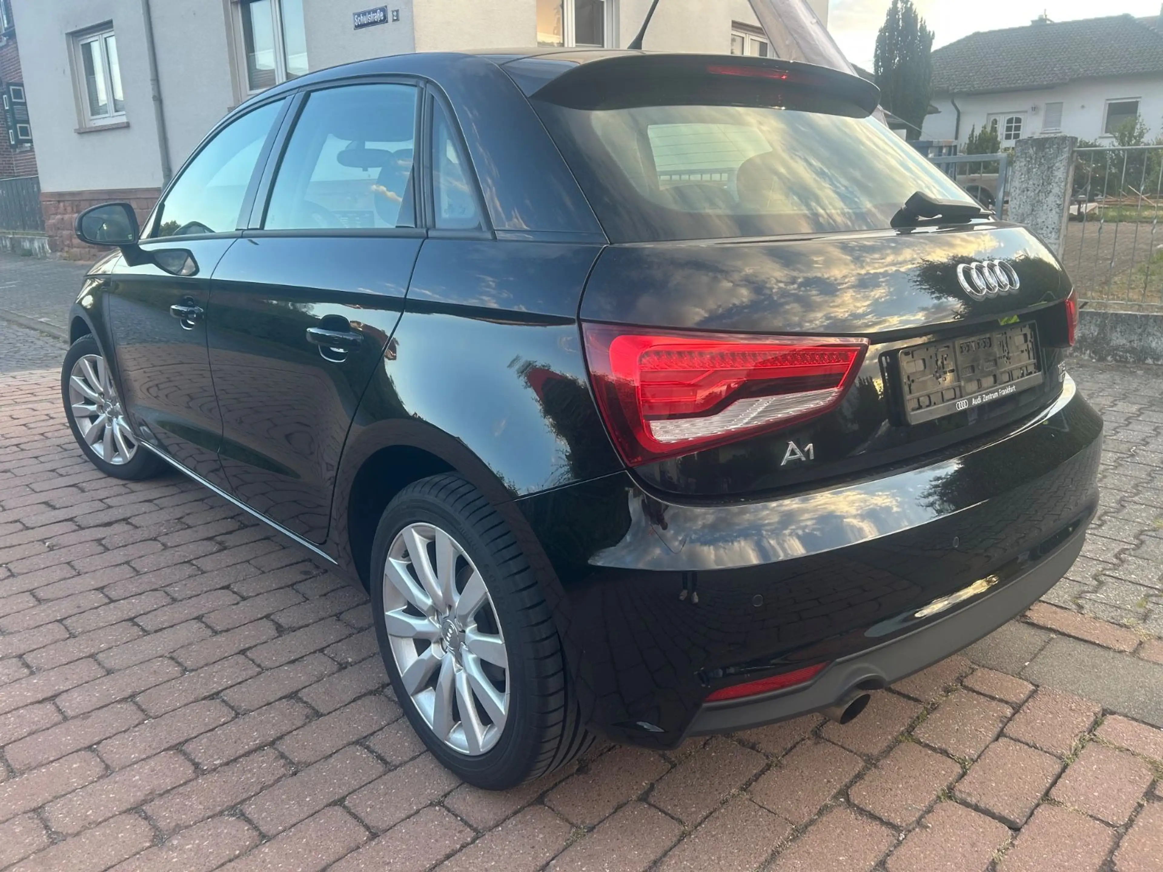 Audi A1 1,0*Ultra*Sportback*55TKM*Alu*Eu6* — photo 4