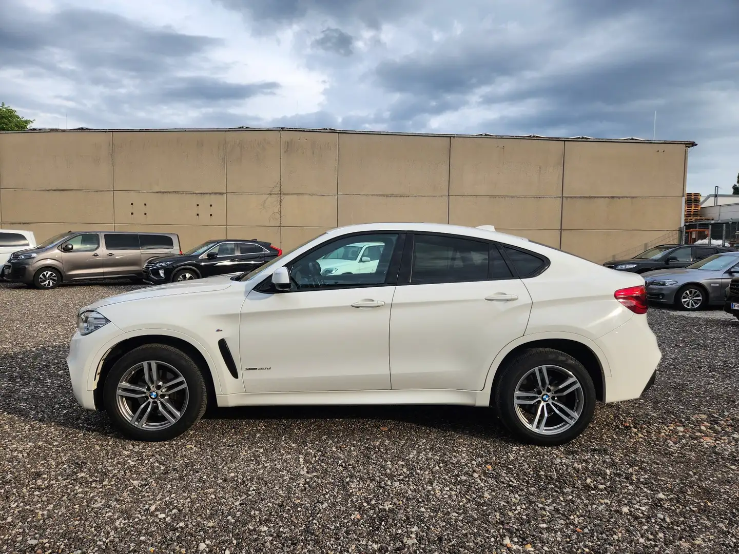 BMW X6 30xd M Sport Schiebedach / Head Up / ACC / 360° Blanc - 2