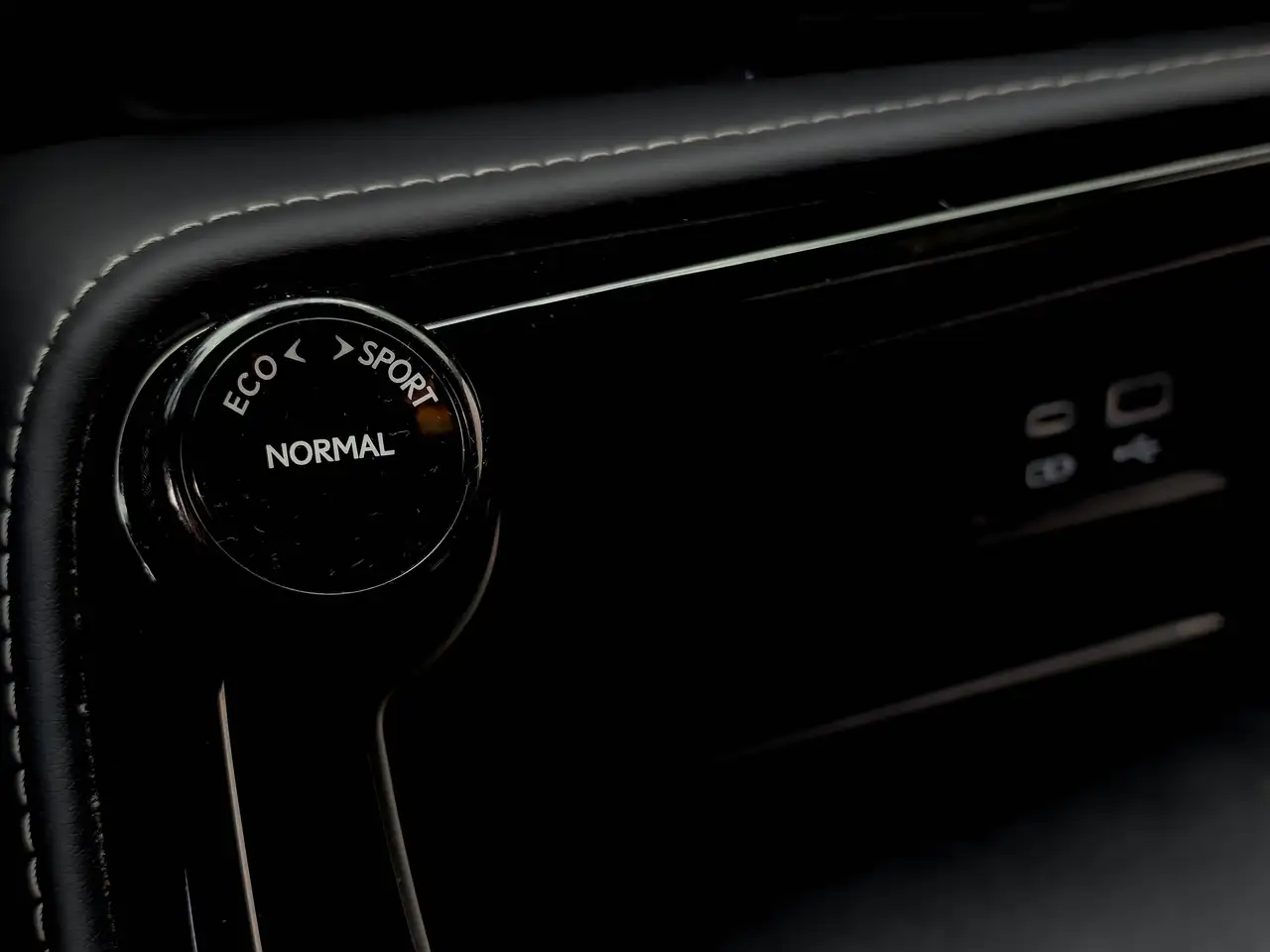 Lexus NX снимка Lexus NX