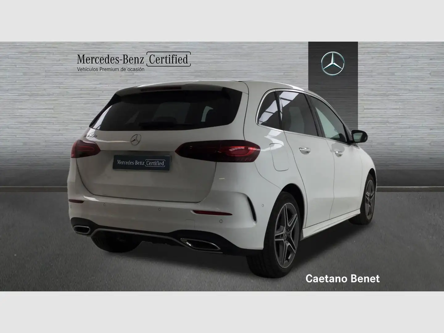 Mercedes-Benz B 250 e Bílá - 2