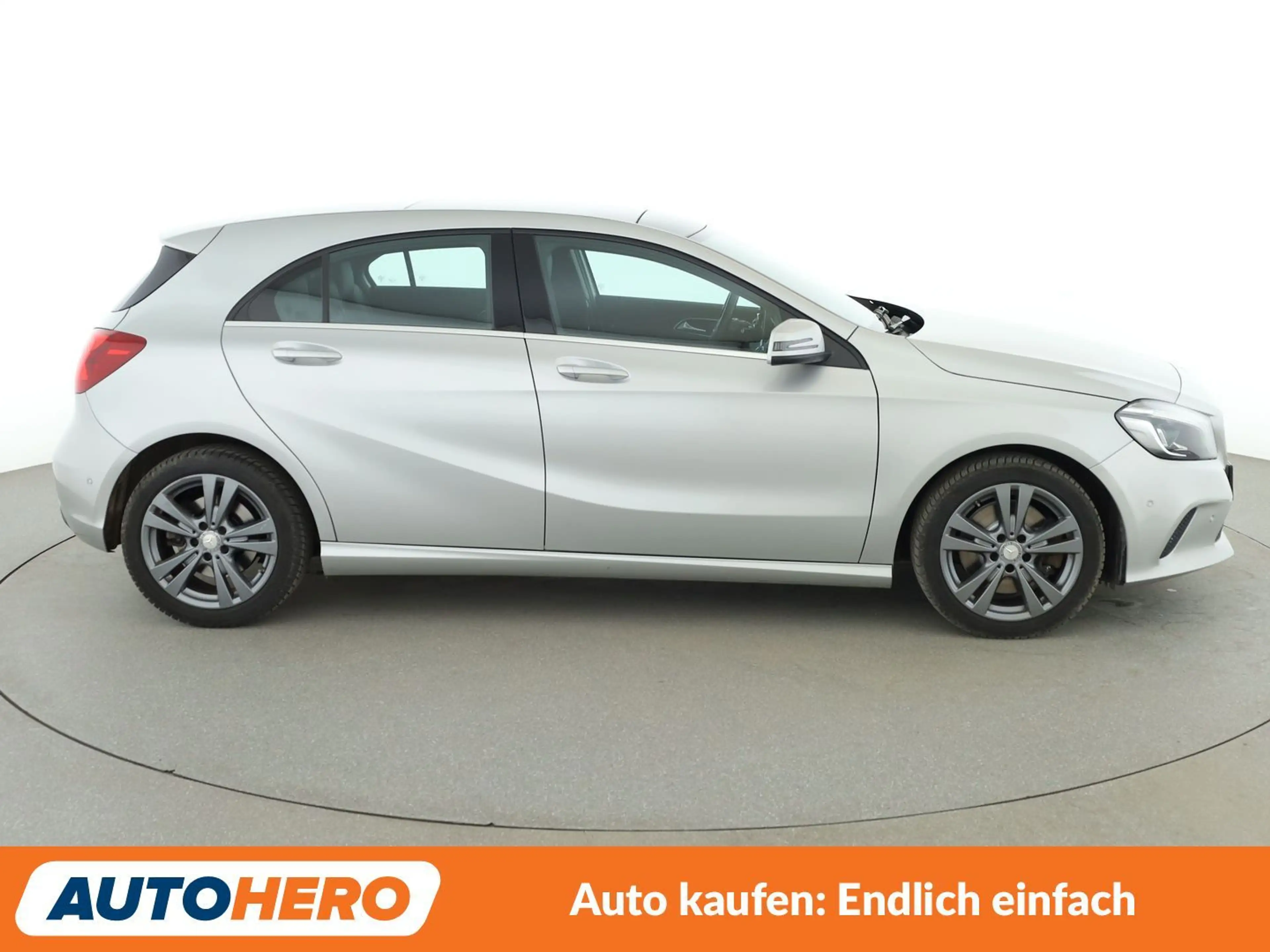 Mercedes-Benz A 250 A 250 4Matic Urban Aut.*NAVI*LED*ACC* — photo 7