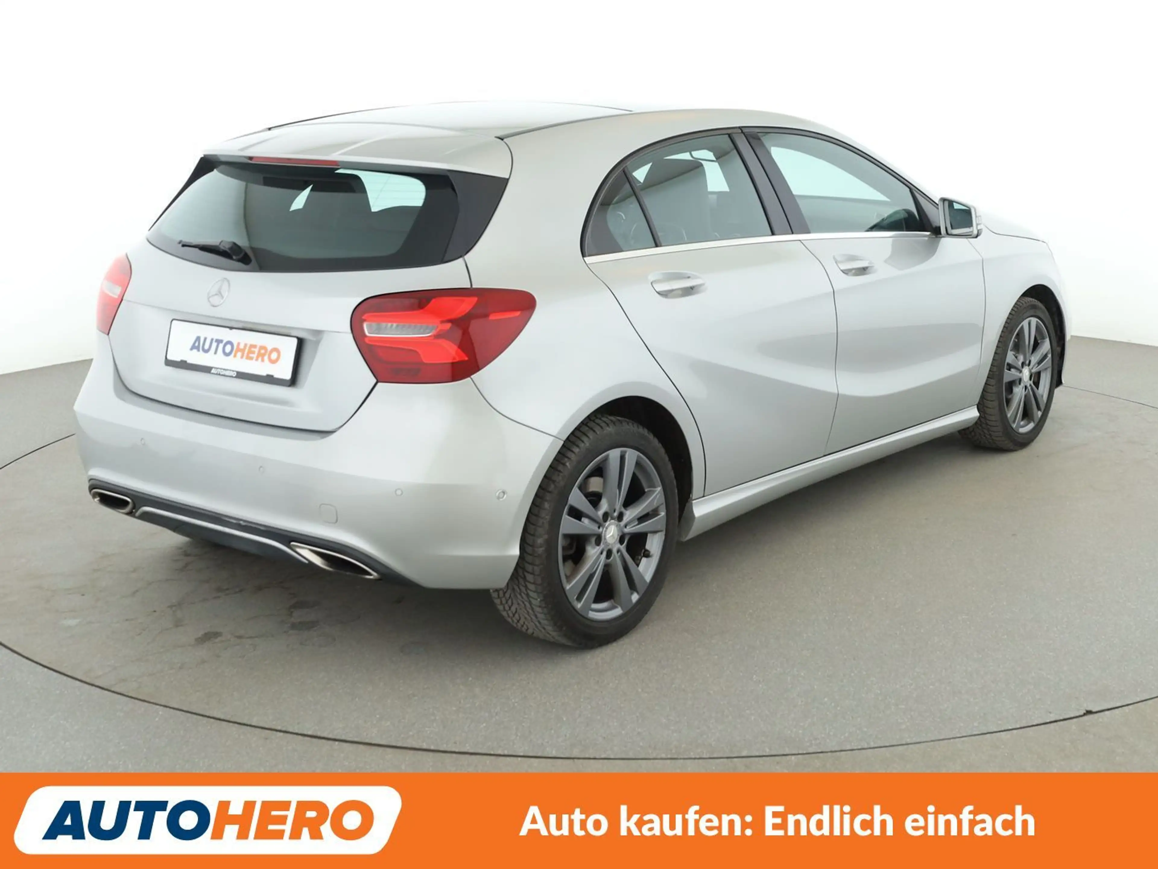Mercedes-Benz A 250 A 250 4Matic Urban Aut.*NAVI*LED*ACC* — photo 6
