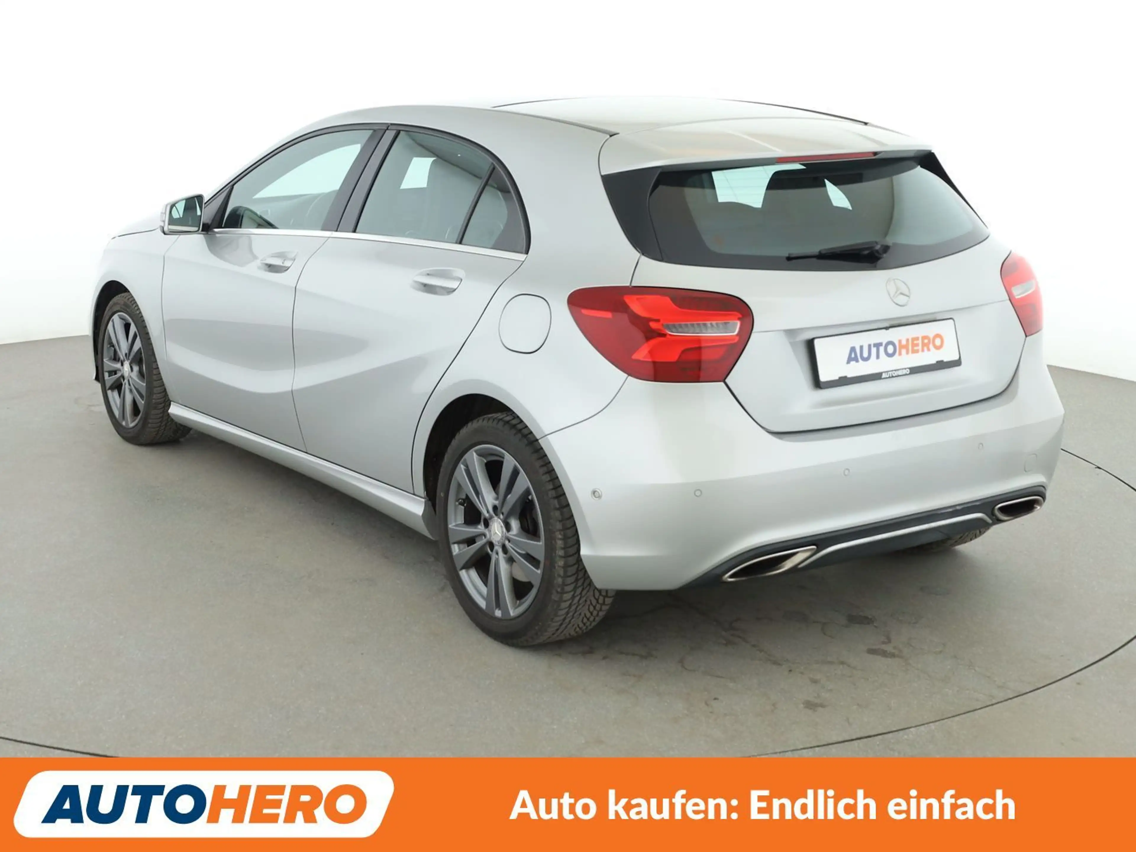 Mercedes-Benz A 250 A 250 4Matic Urban Aut.*NAVI*LED*ACC* — photo 4