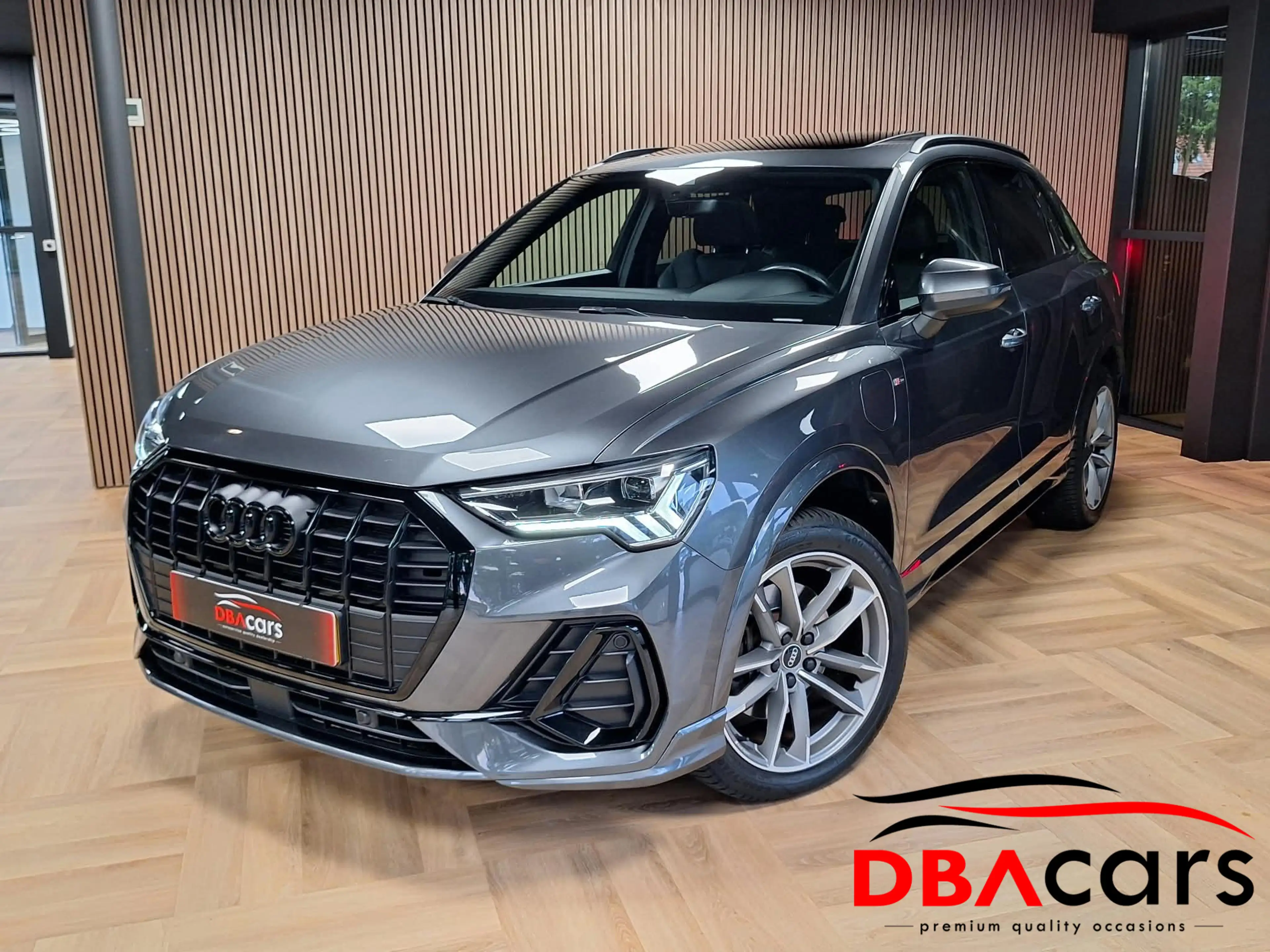 Audi Q3 45 TFSI e S edition PHEV NAP/Pano/Trekh/Ambient