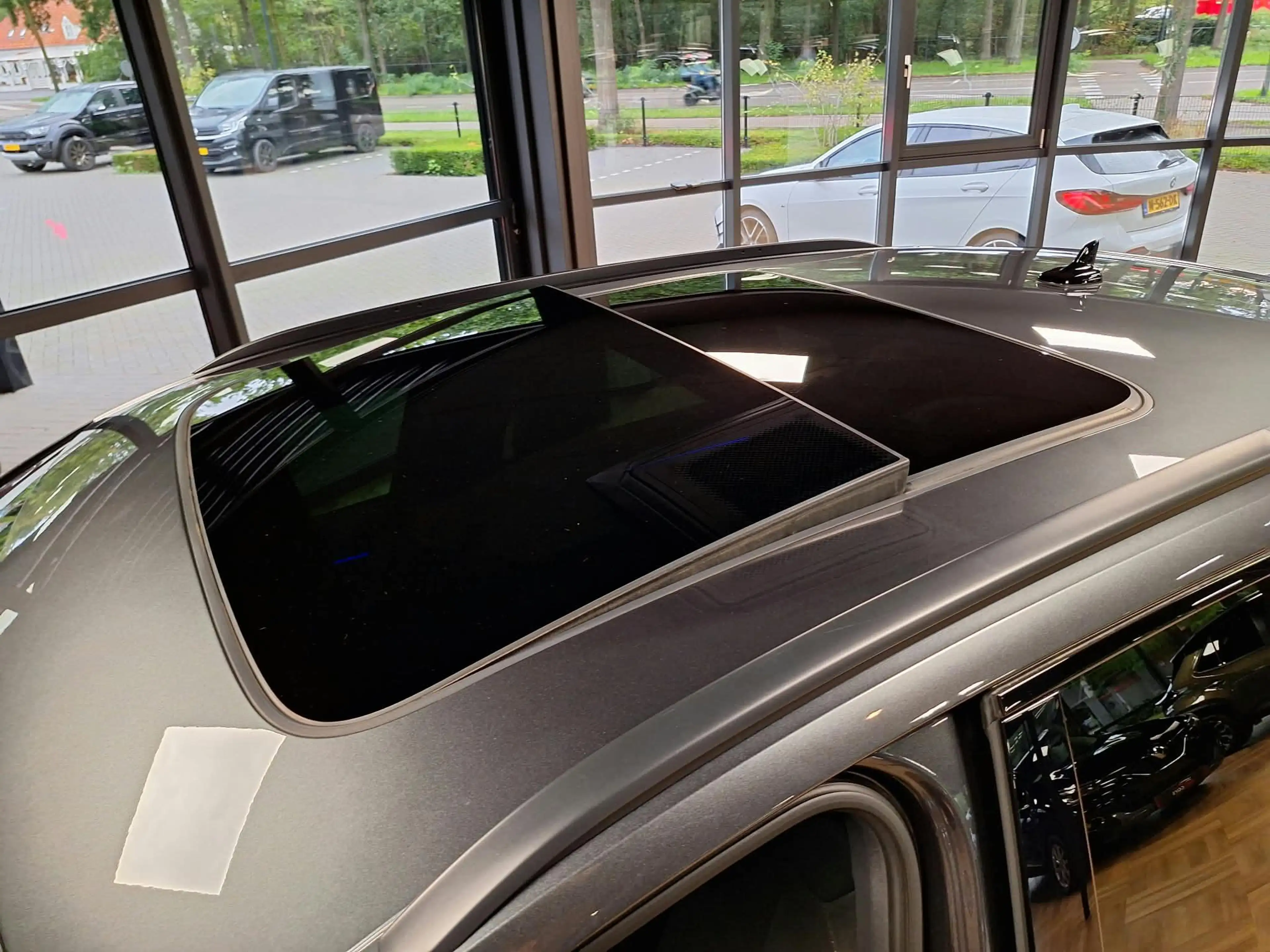 Audi Q3 45 TFSI e S edition PHEV NAP/Pano/Trekh/Ambient — photo 20