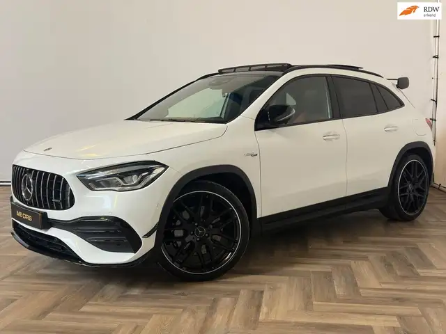 Mercedes-Benz GLA 45 AMG 4MATIC+