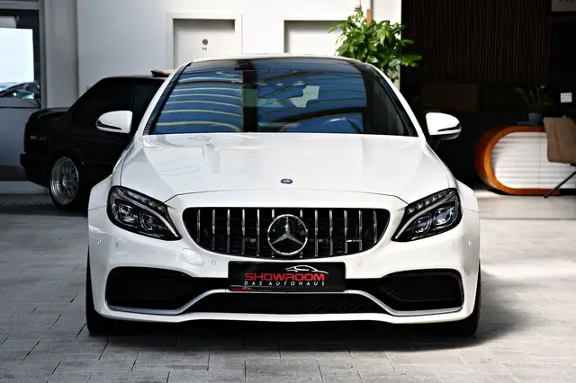 Mercedes-Benz C 63 Amg view 6