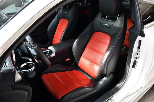 Mercedes-Benz C 63 Amg view 10