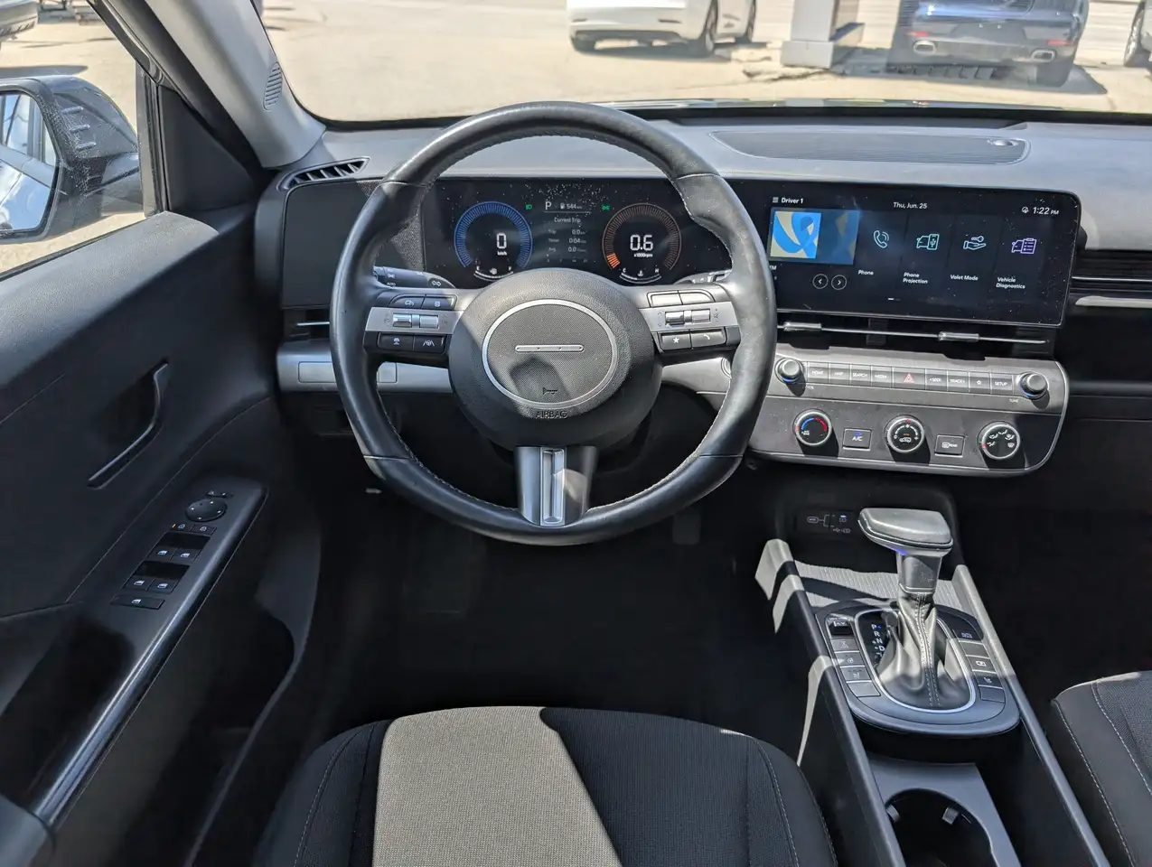 Hyundai KONA photo Hyundai KONA