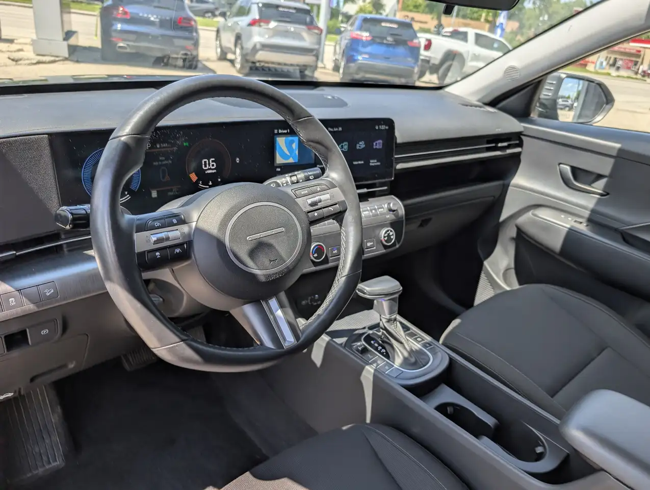 Hyundai KONA photo Hyundai KONA