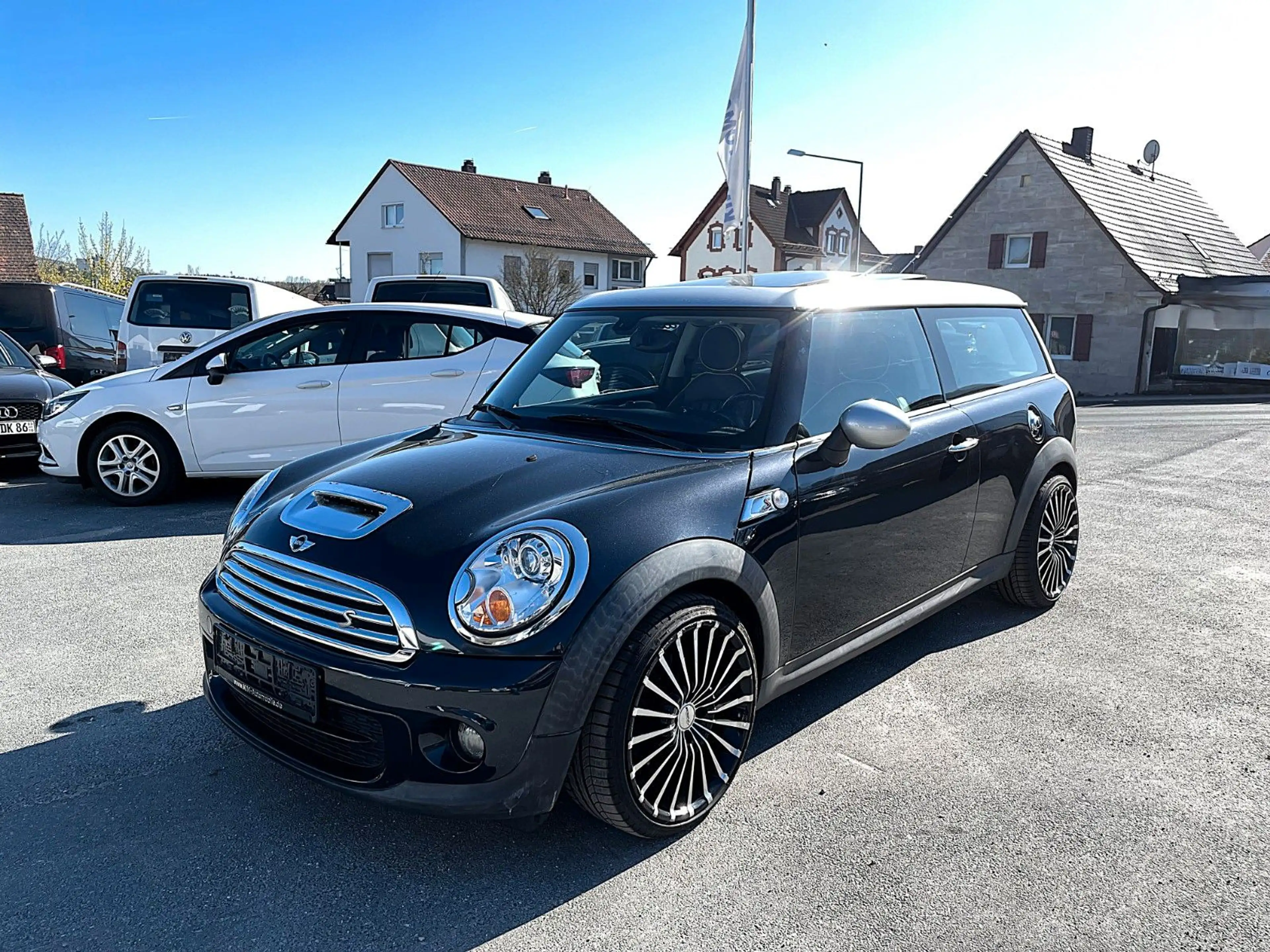 MINI Cooper S Clubman COOPER_S Clubman Cooper S/PANORAMA/LEDER/XENON/ — photo 3