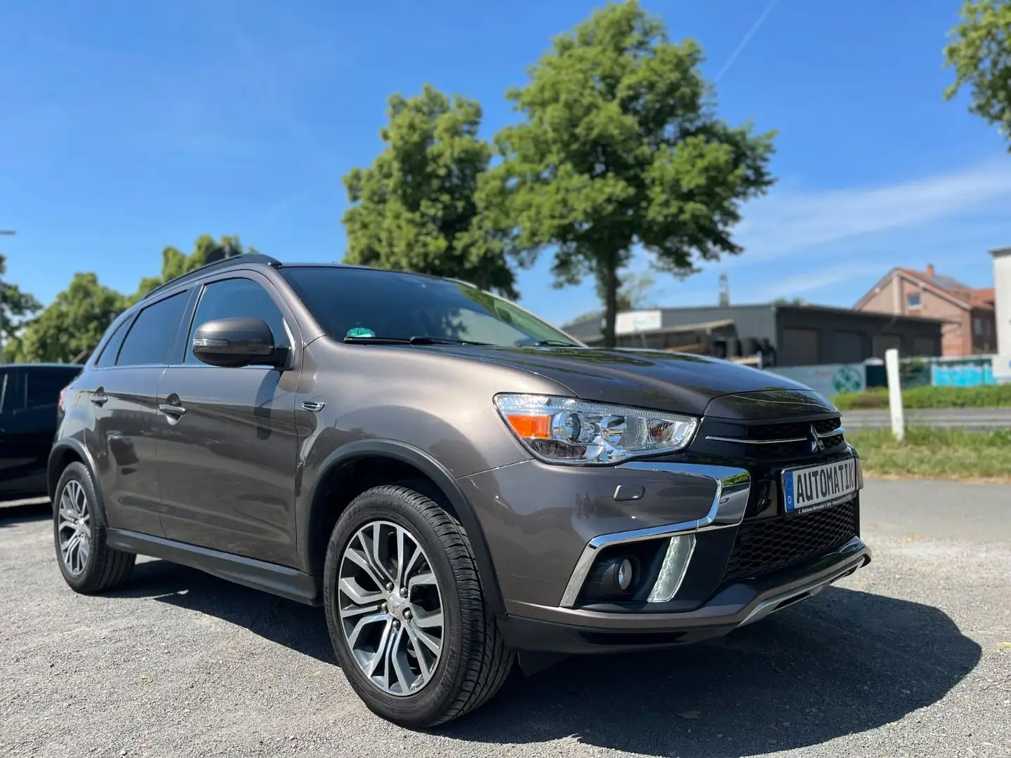 Mitsubishi ASX Edition+ 4WD*1.Hand*Garantie*AHK Braun - 1