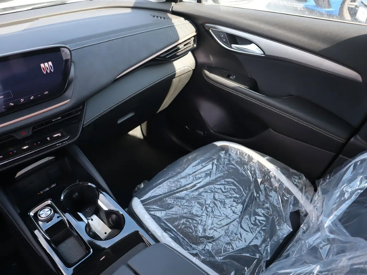 Buick Envision снимка Buick Envision
