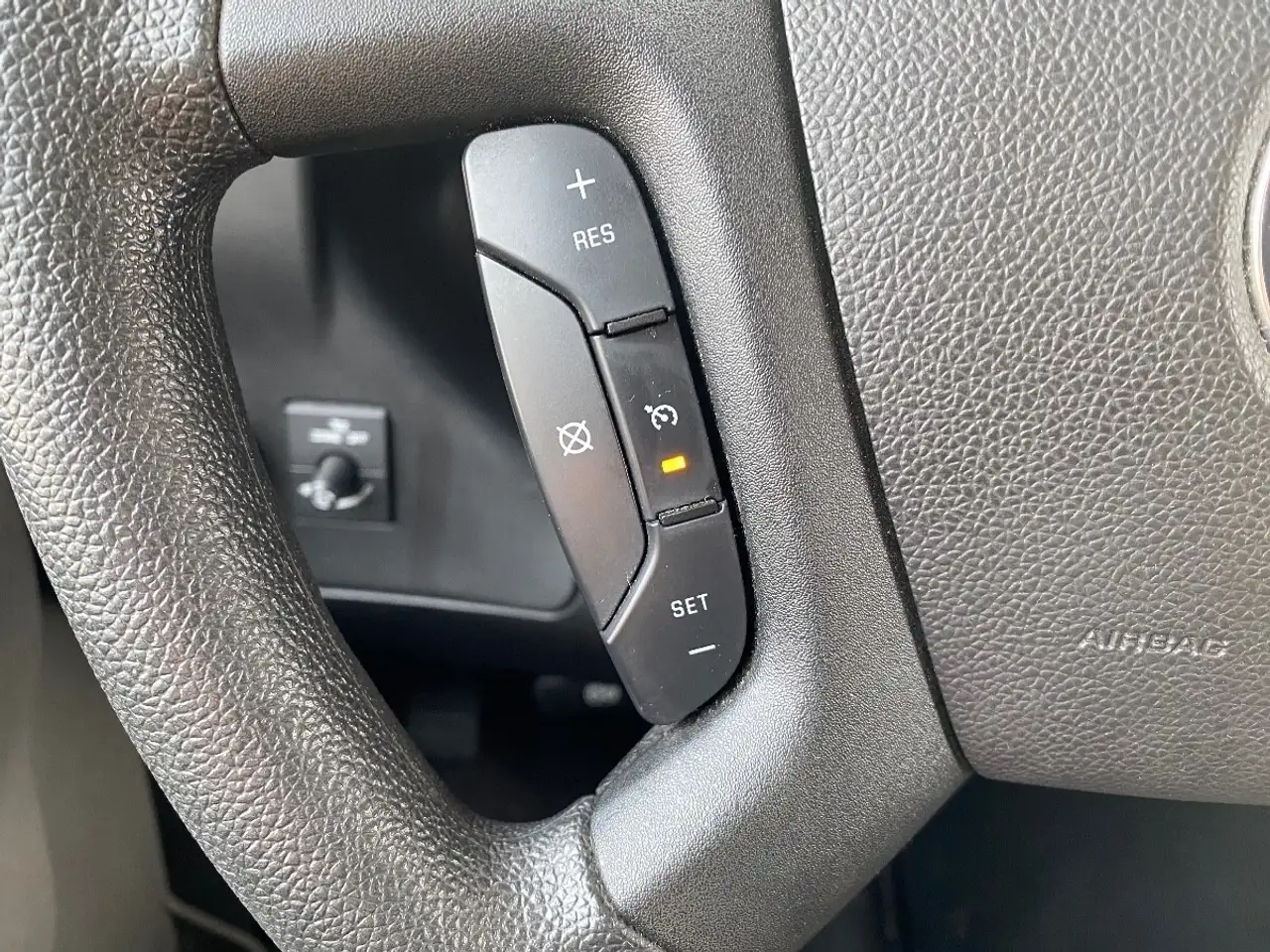 GMC Savana снимка GMC Savana