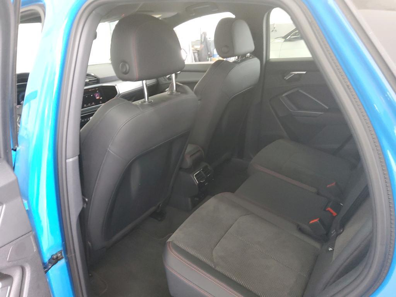 Audi Q3 SPORTBACK 35TFSi 2x S LINE/BLACK/19Z./ACC/VC — photo 12