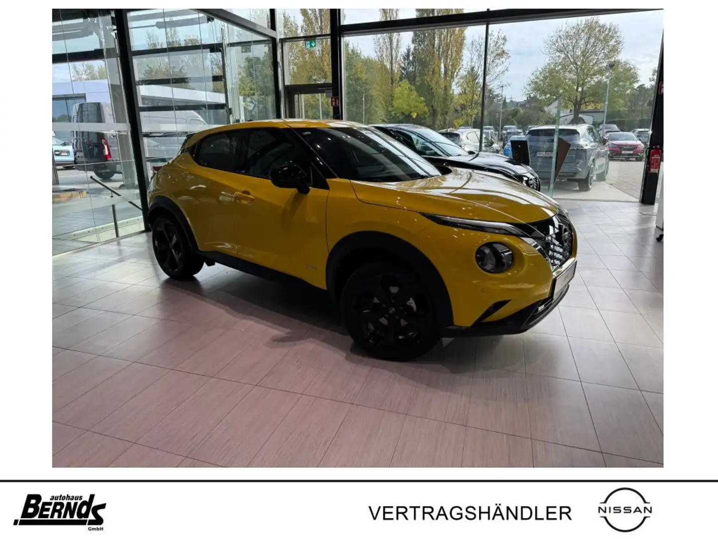 Nissan Juke 1.6 Hybrid 4AMT Tekna NAVI R-KAM BOSE KLIMAAUT. Gelb - 2