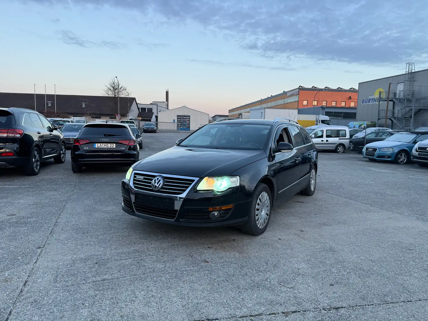 Volkswagen Passat Variant BlueMotion, 1.9TDI Schwarz - 1