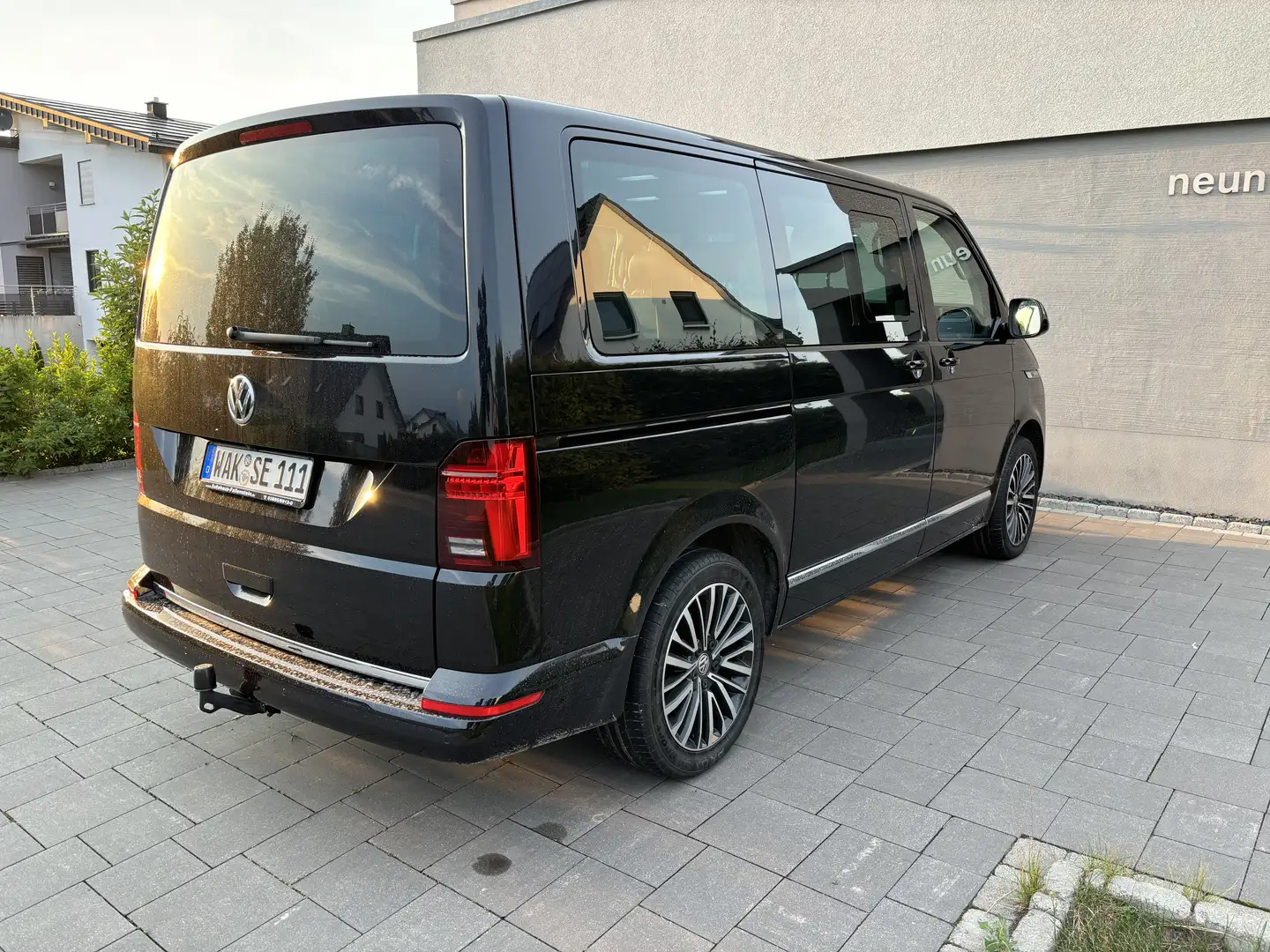 Volkswagen T6.1 Multivan Highline 4MOTION DSG, Leder, Standheizung uvm. Negru - 2