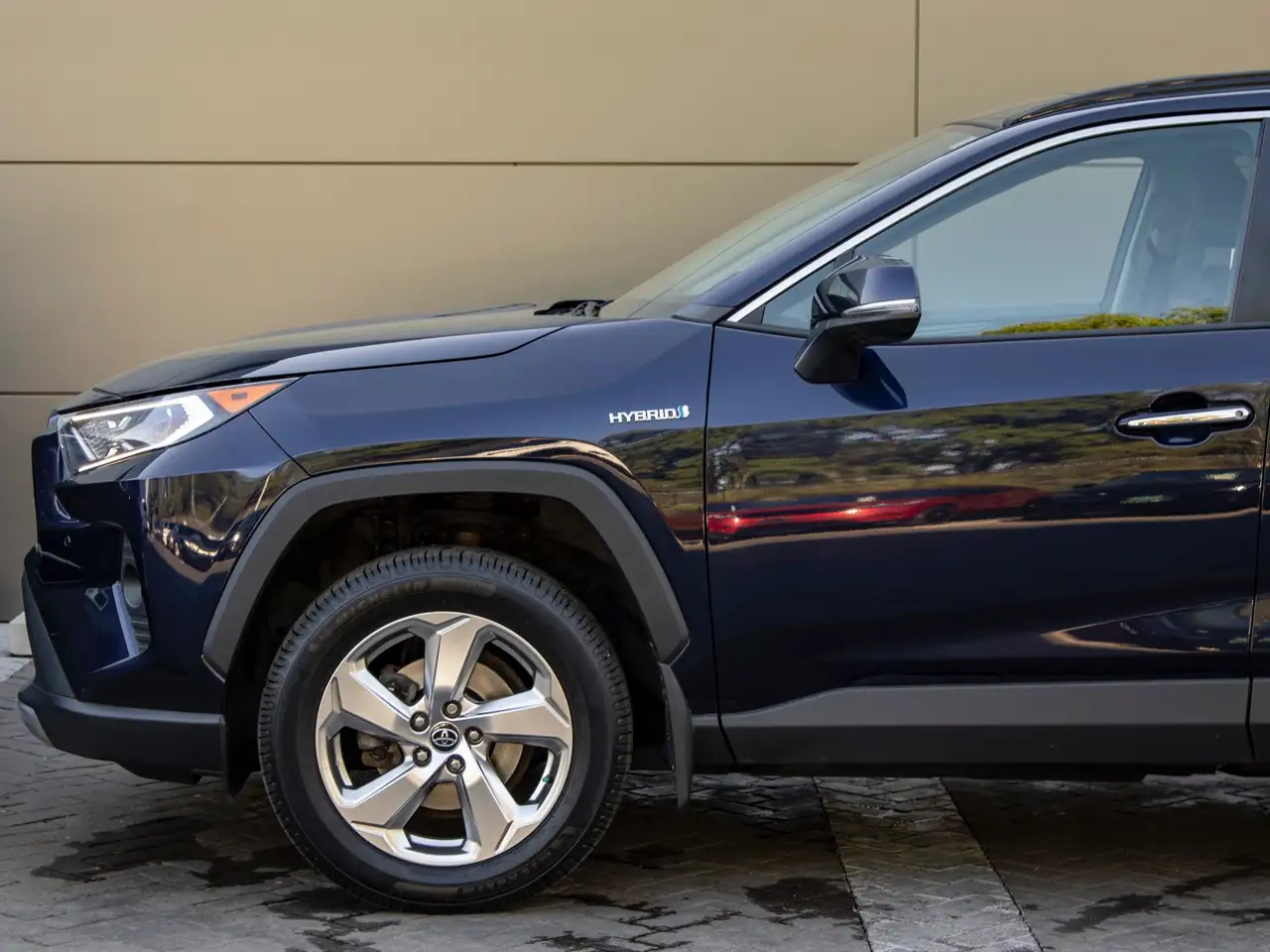 Toyota RAV 4 снимка Toyota RAV 4