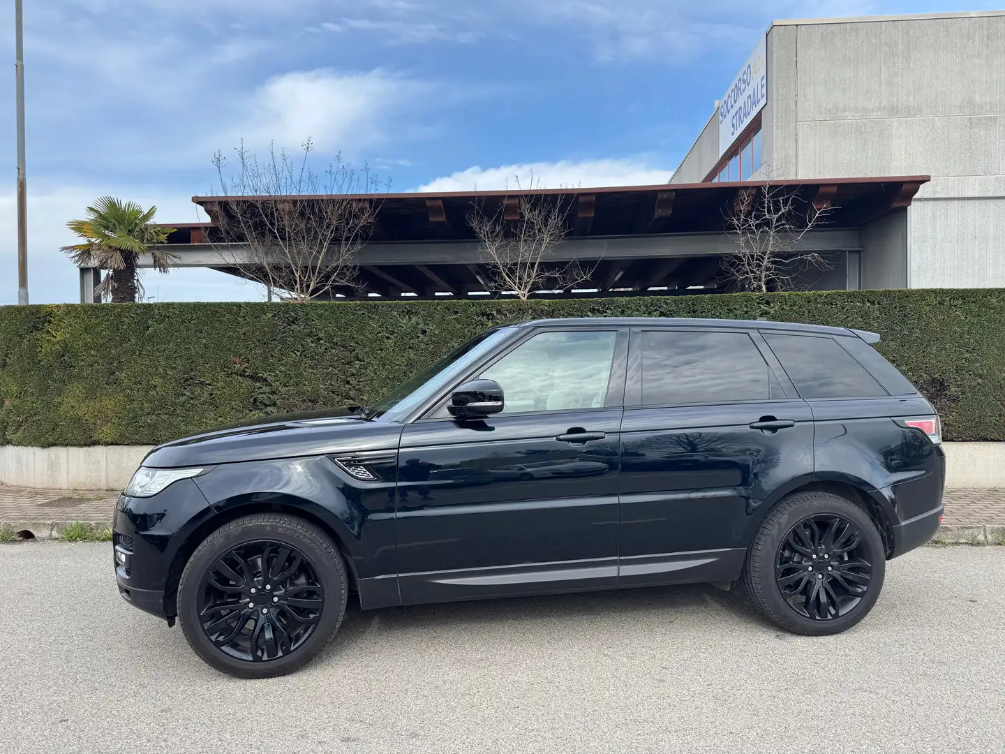 Land Rover Range Rover Sport Range Rover Sport 3.0 tdV6 HSE auto my16 E6 - 1