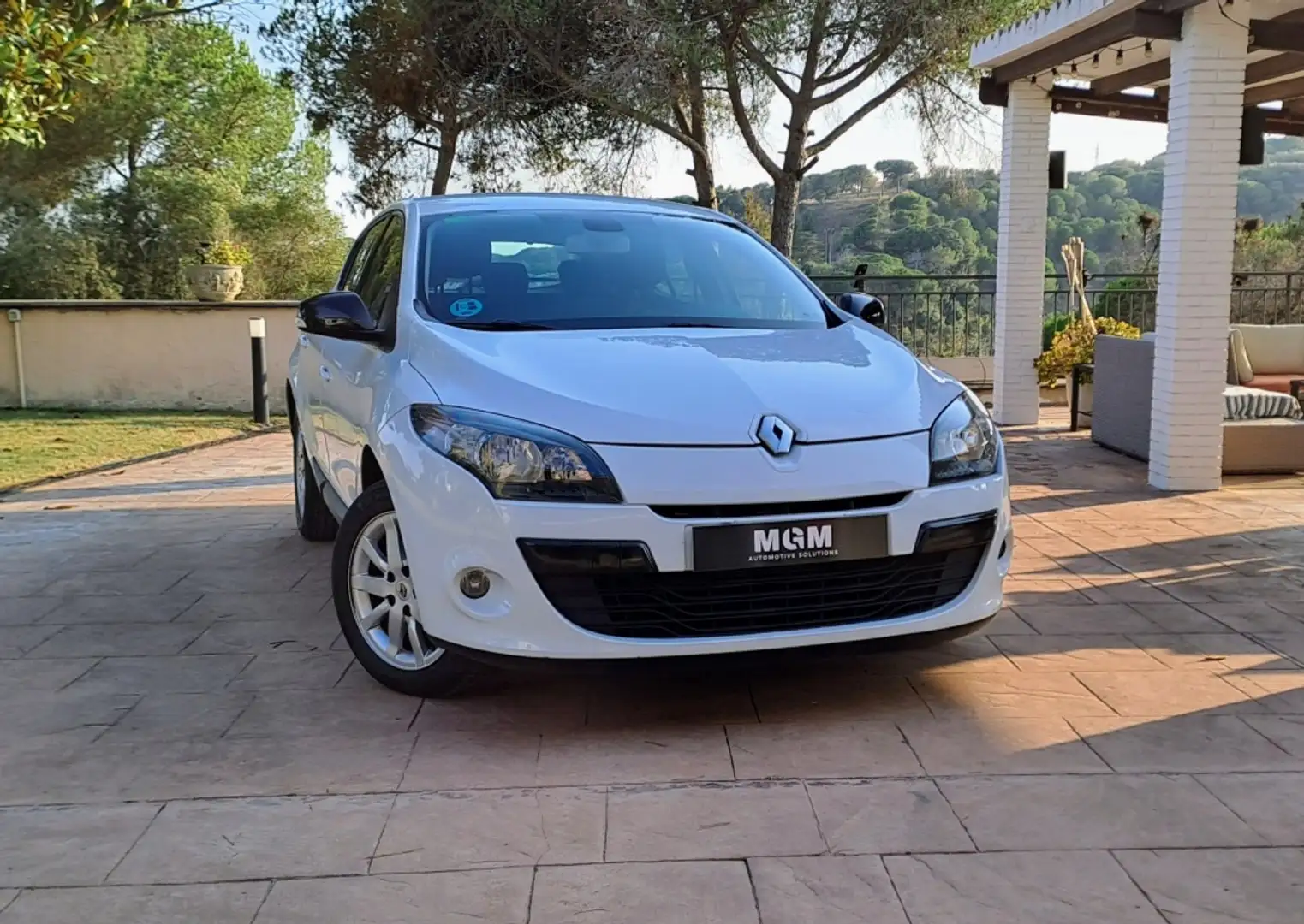 Renault Megane 1.6 Dynamique 110 Blanc - 1