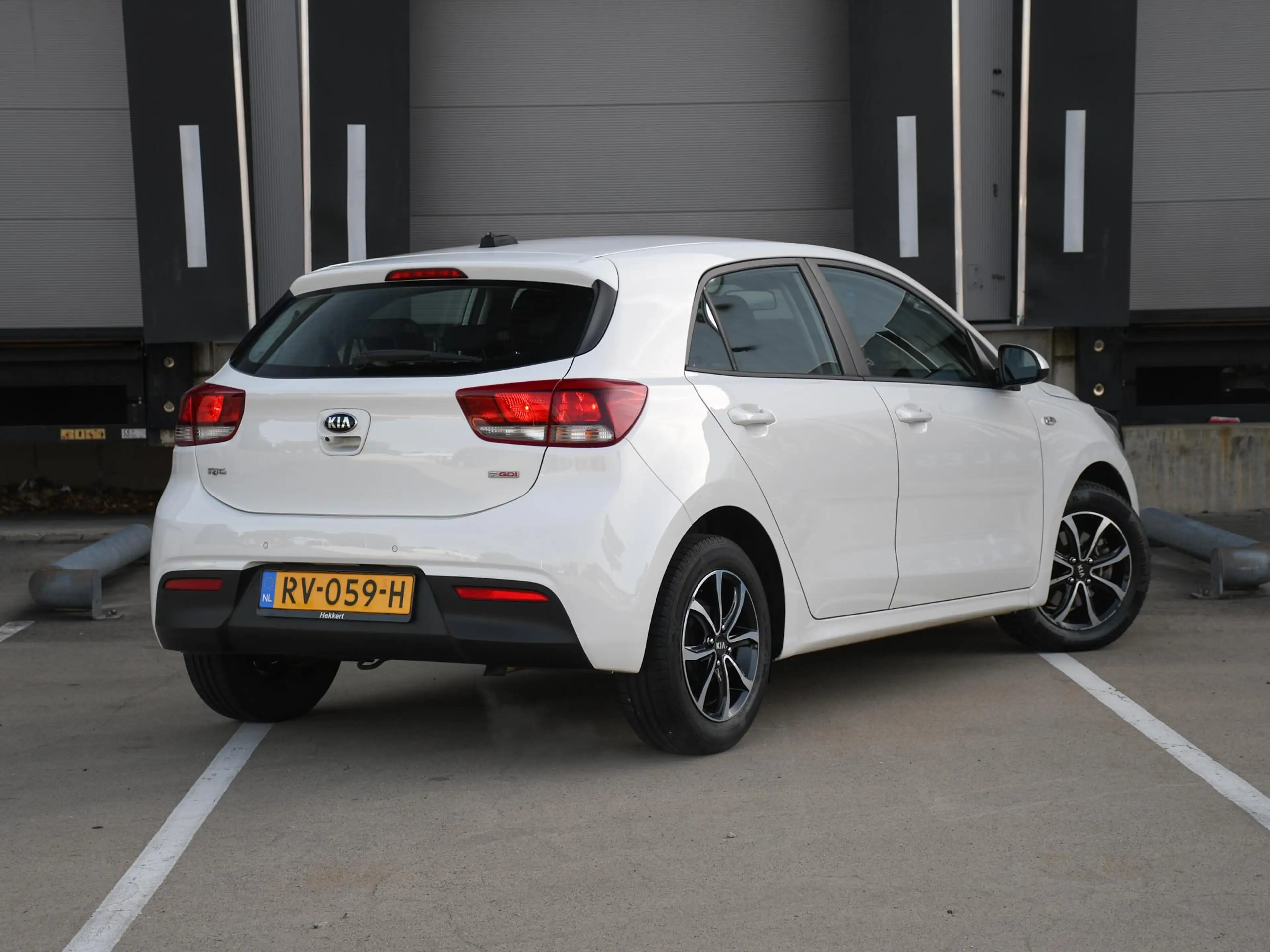 Kia Rio ComfortPlusLine Navigator 1.0 TGDI 100pk 100% KIA — photo 5