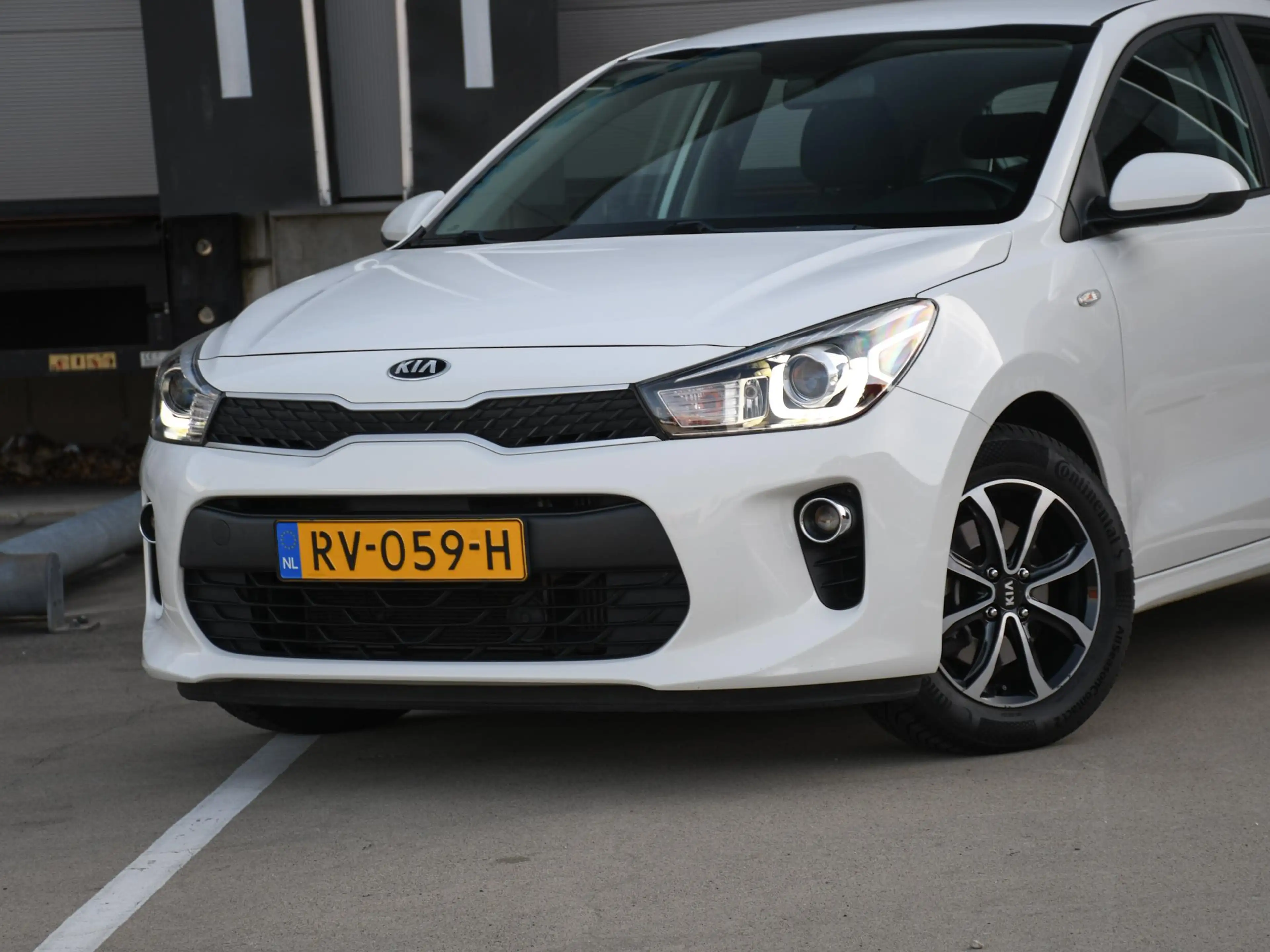 Kia Rio ComfortPlusLine Navigator 1.0 TGDI 100pk 100% KIA — photo 2