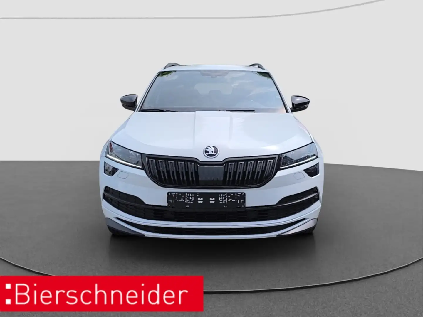 Skoda Karoq 1.5 TSI DSG Sportline AHK PANO LED NAVI Weiß - 2