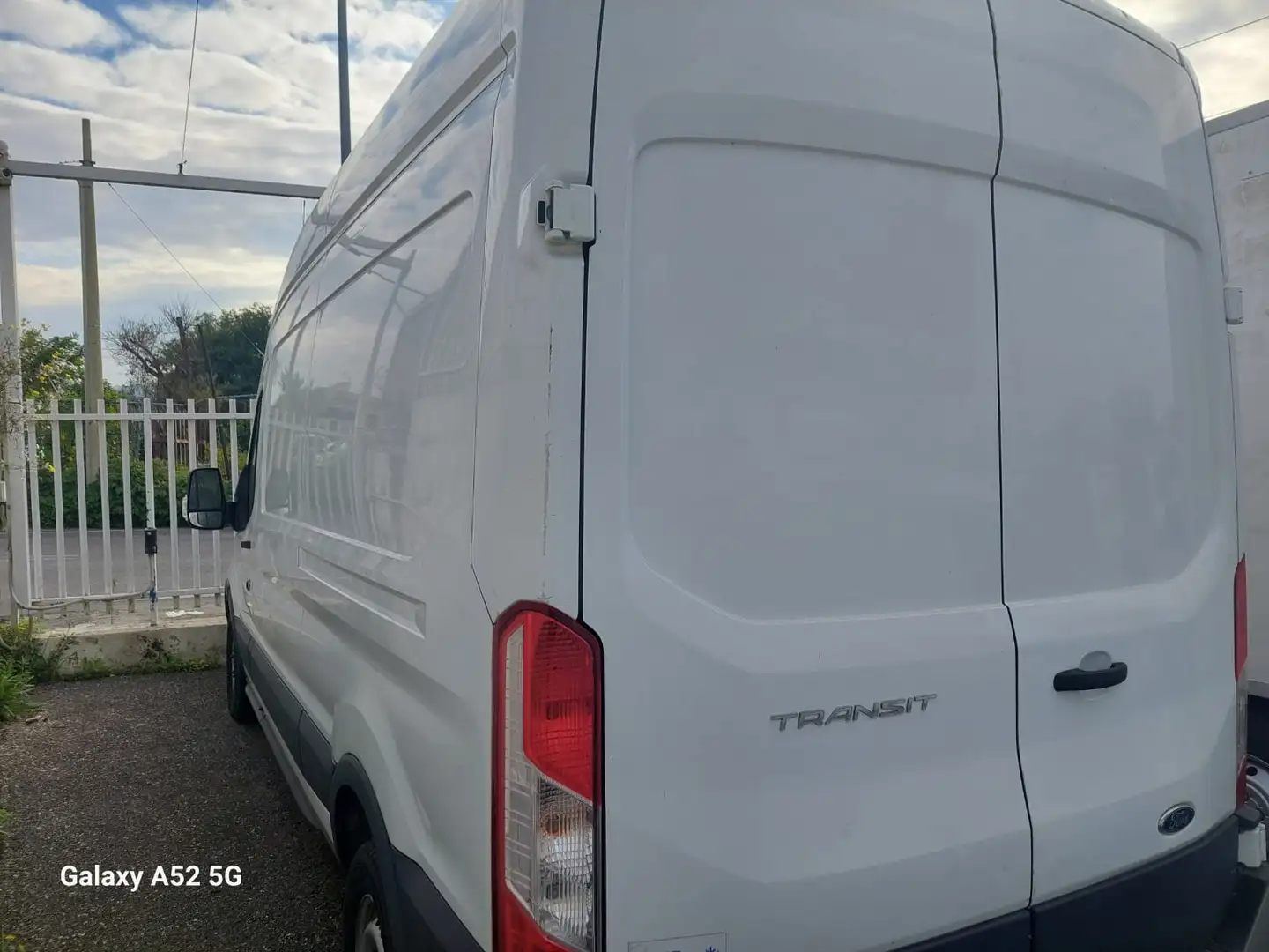 Ford TRANSIT Weiß - 2