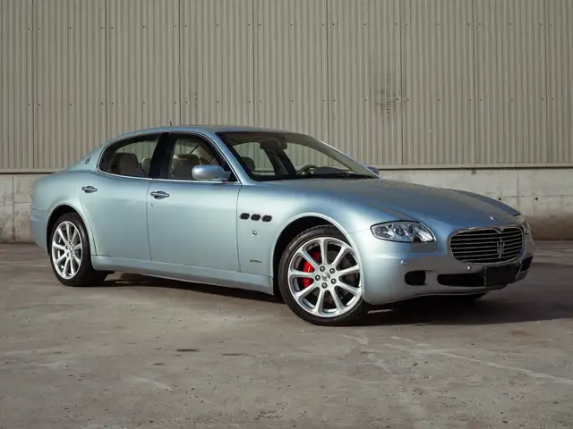 Maserati Quattroporte 4.2 V8 400PK (2005) | 41.124 km | NL-auto | Azzurr