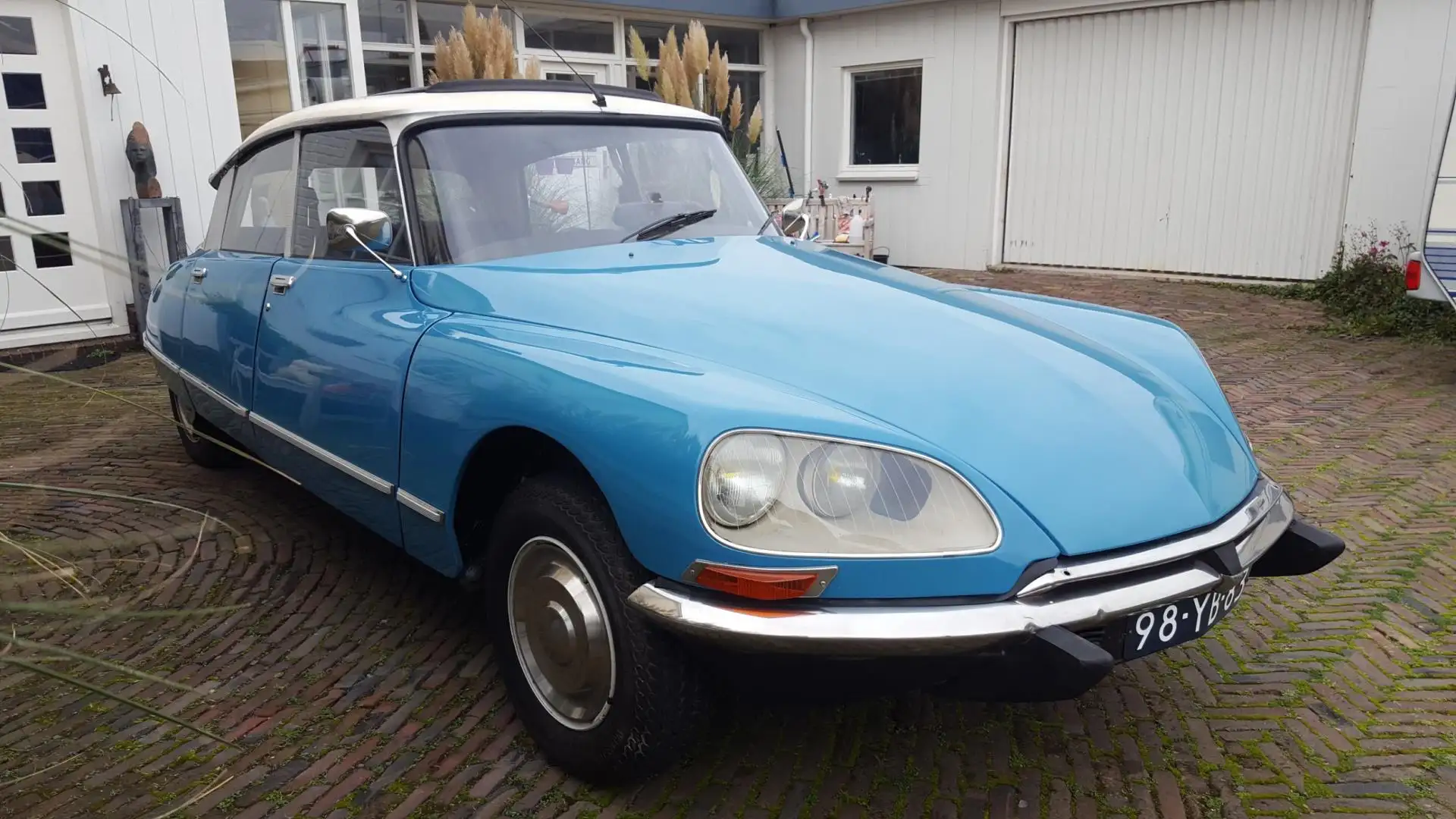 Citroen DS 20 Luxe op LPG Geheel in prachtstaat Wegenbelastin Blauw - 2