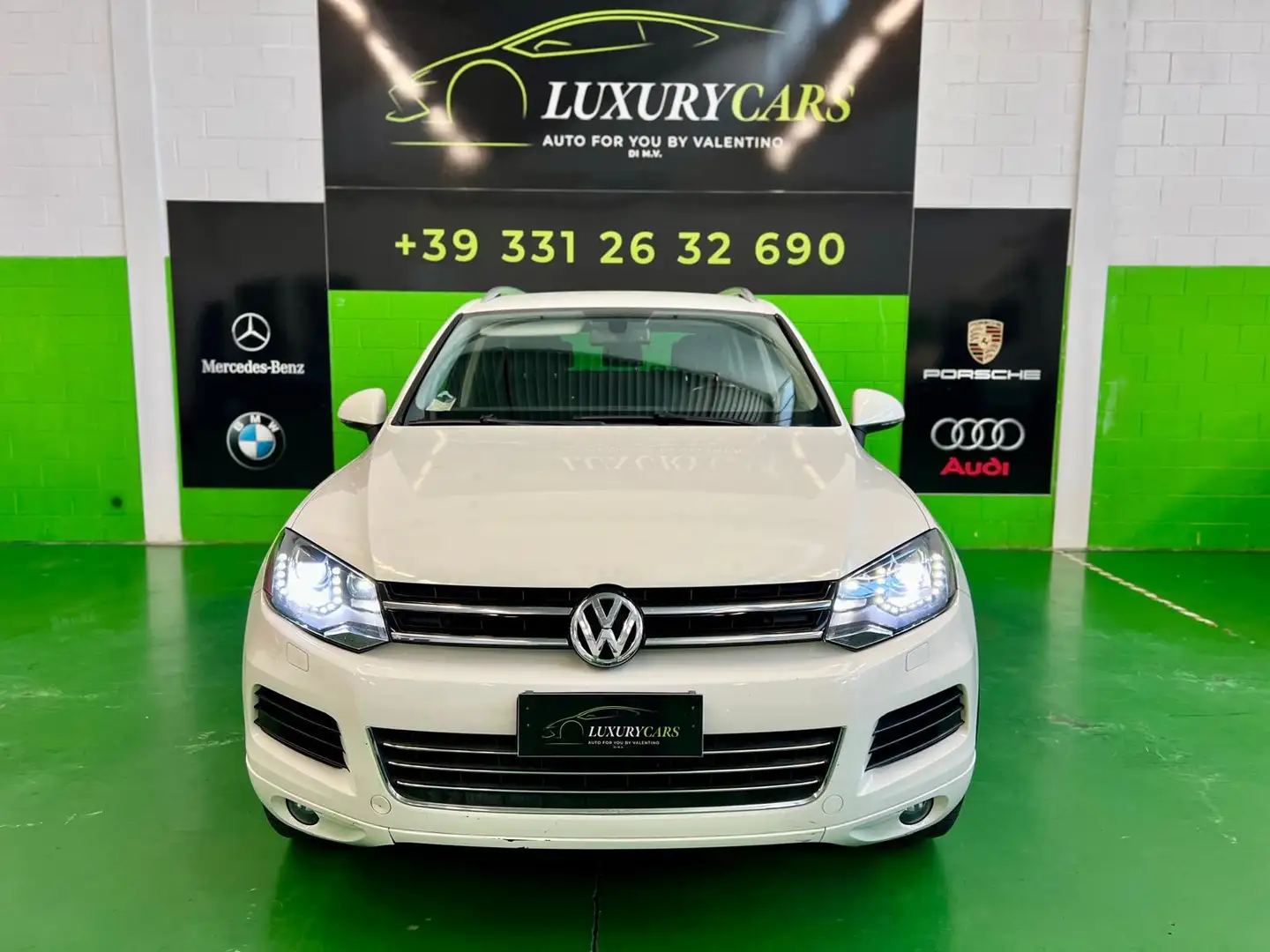 Volkswagen Touareg 3.0 TDI 245CV tiptronic BlueMotion Techn Executive Bianco - 1