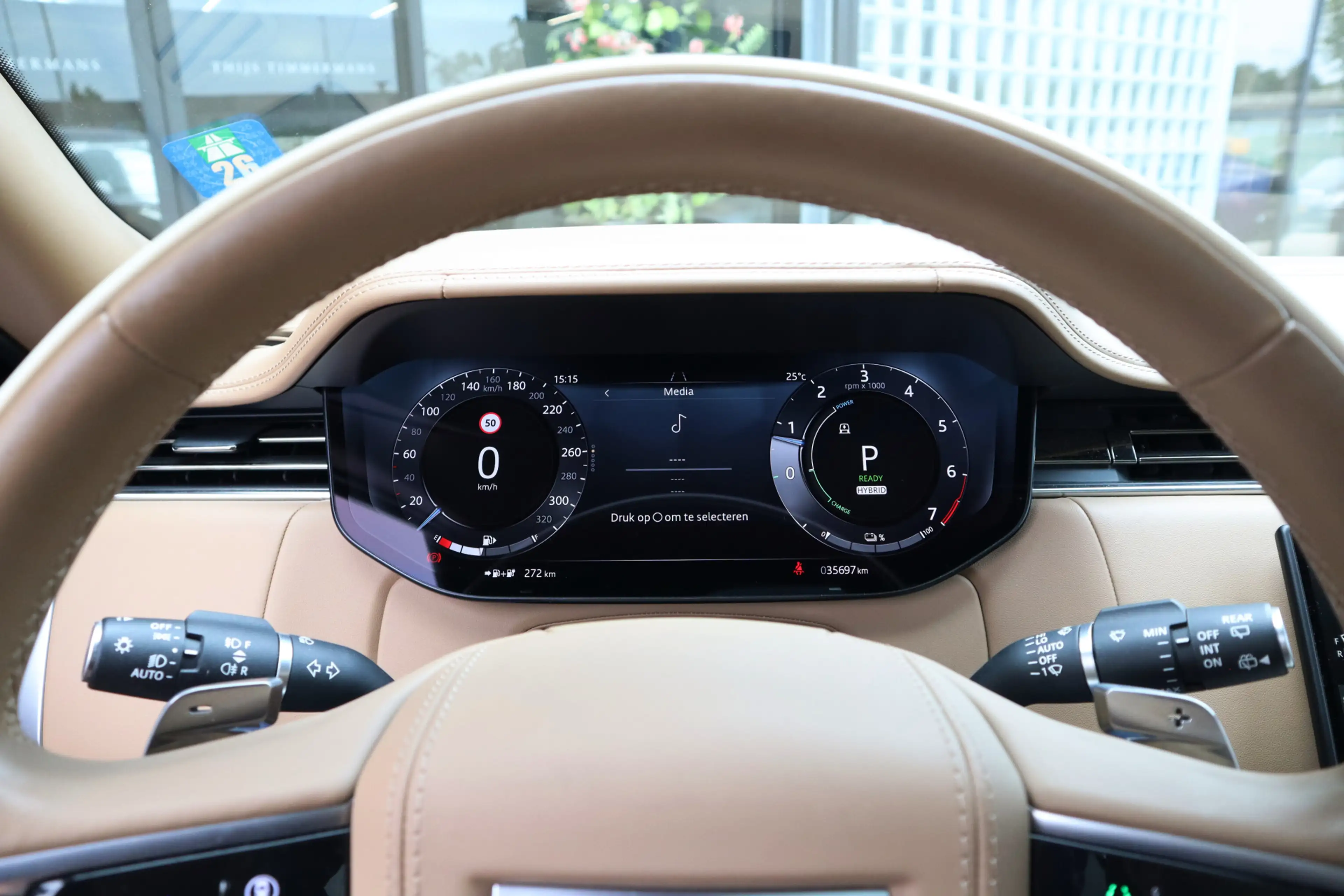 Land Rover Range Rover P550e SV | Meridian Signature Audio, Achterasbestu — photo 27
