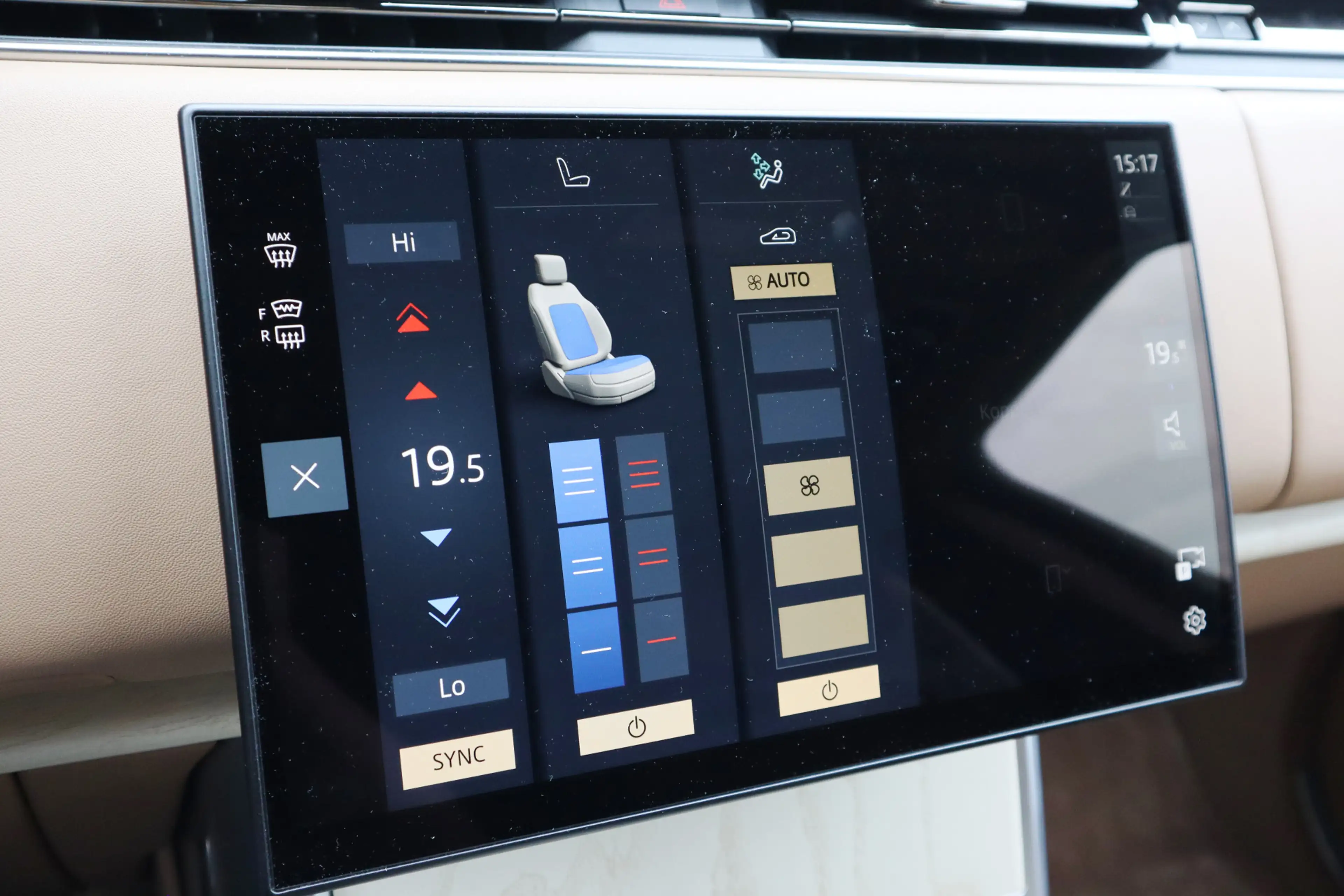 Land Rover Range Rover P550e SV | Meridian Signature Audio, Achterasbestu — photo 32