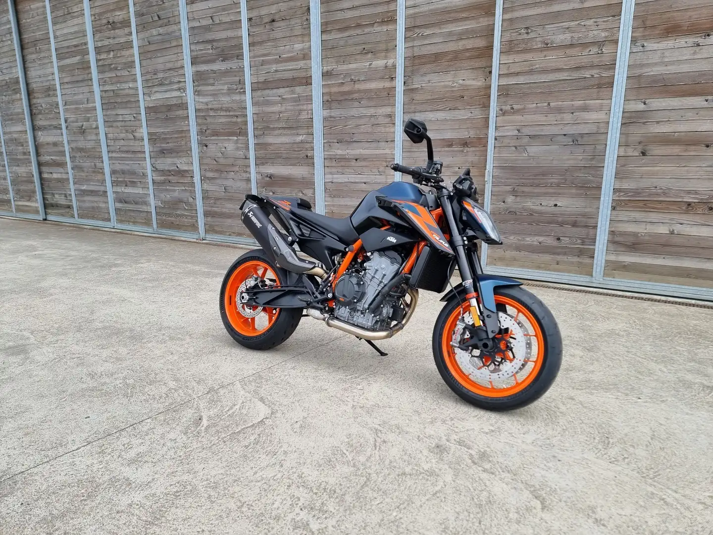KTM 890 Duke R Blue - 1