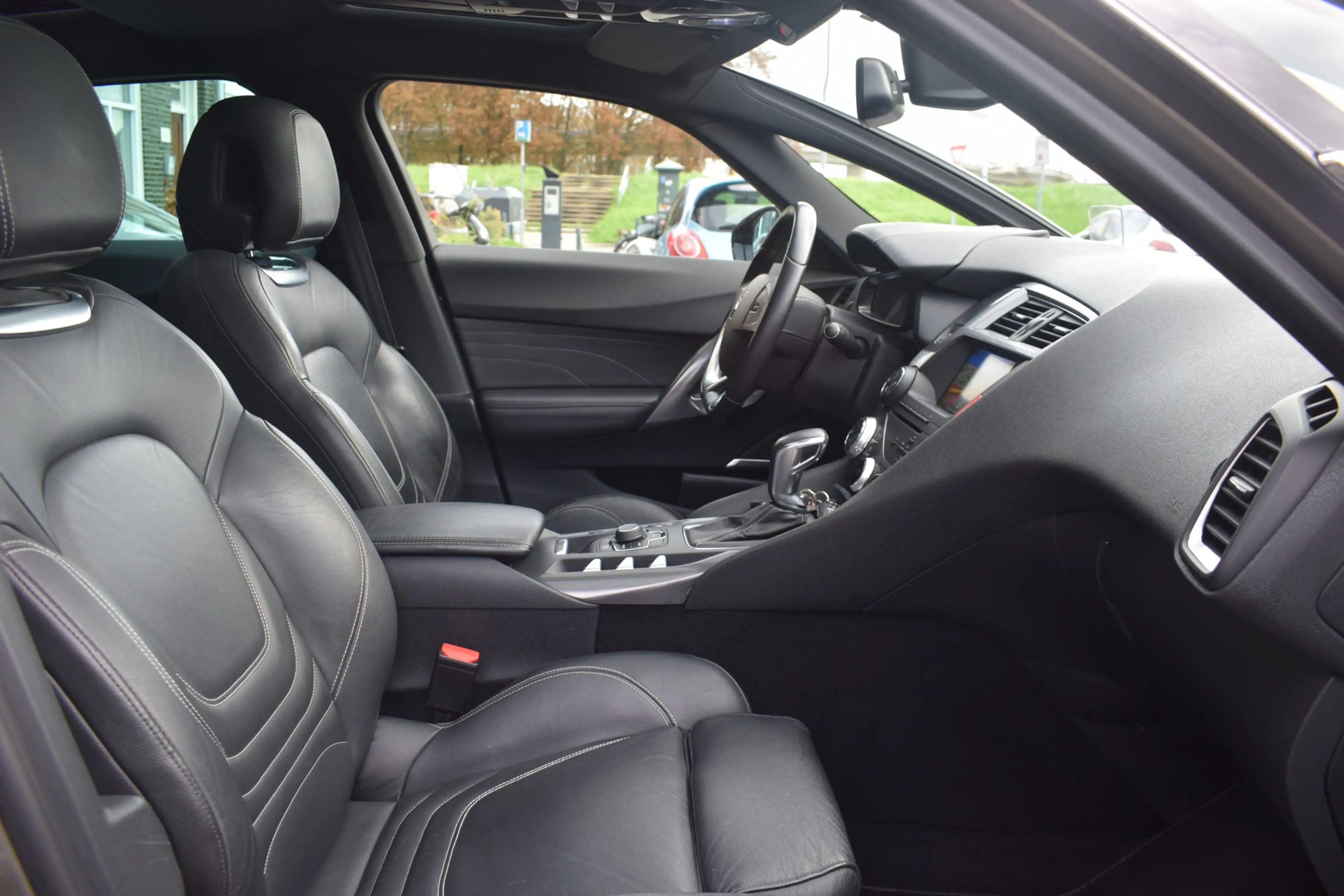 Citroen DS5 1.6 THP Business Executive NL AUTO/AUTOMAAT/LEER/P — photo 19