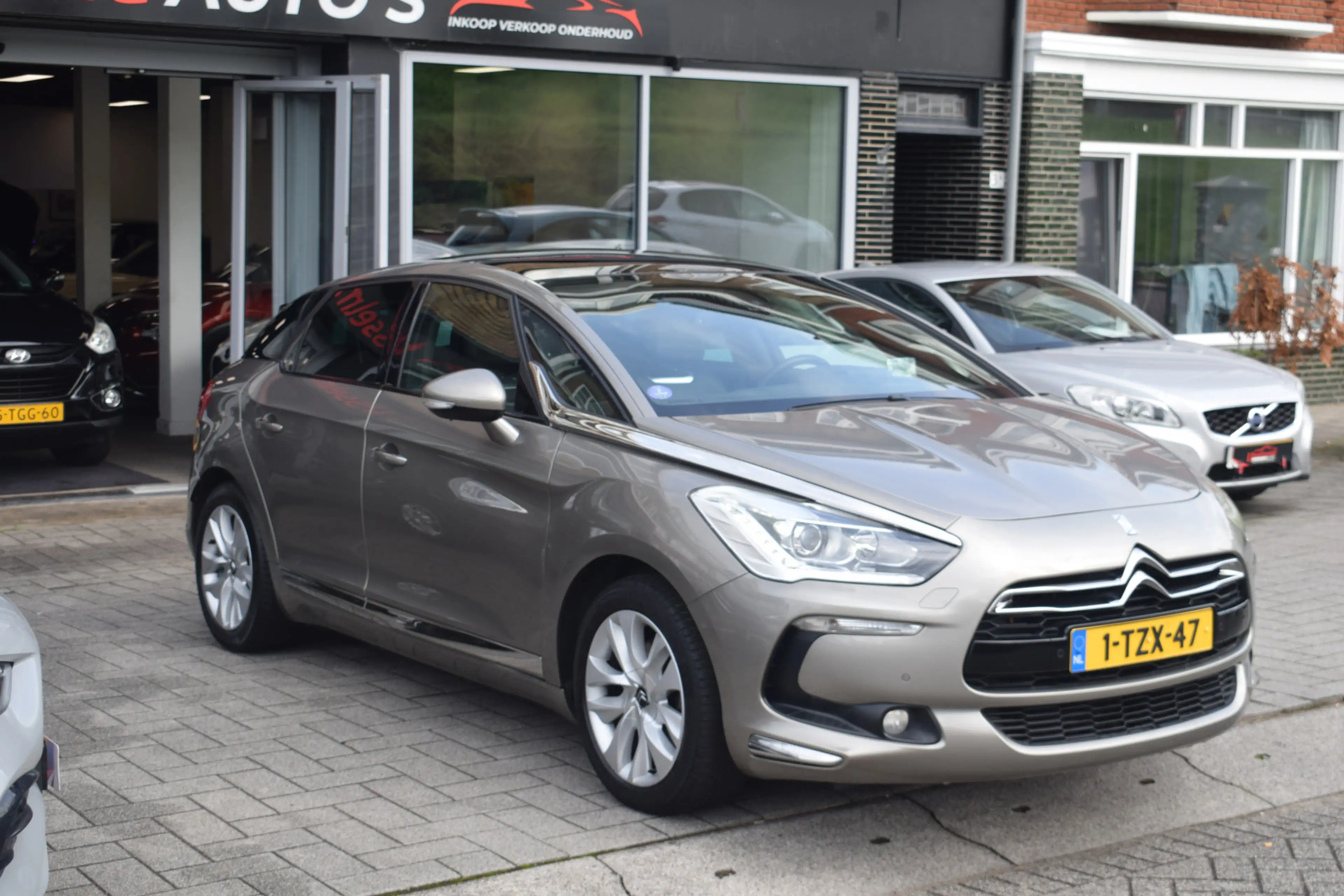 Citroen DS5 1.6 THP Business Executive NL AUTO/AUTOMAAT/LEER/P — photo 6