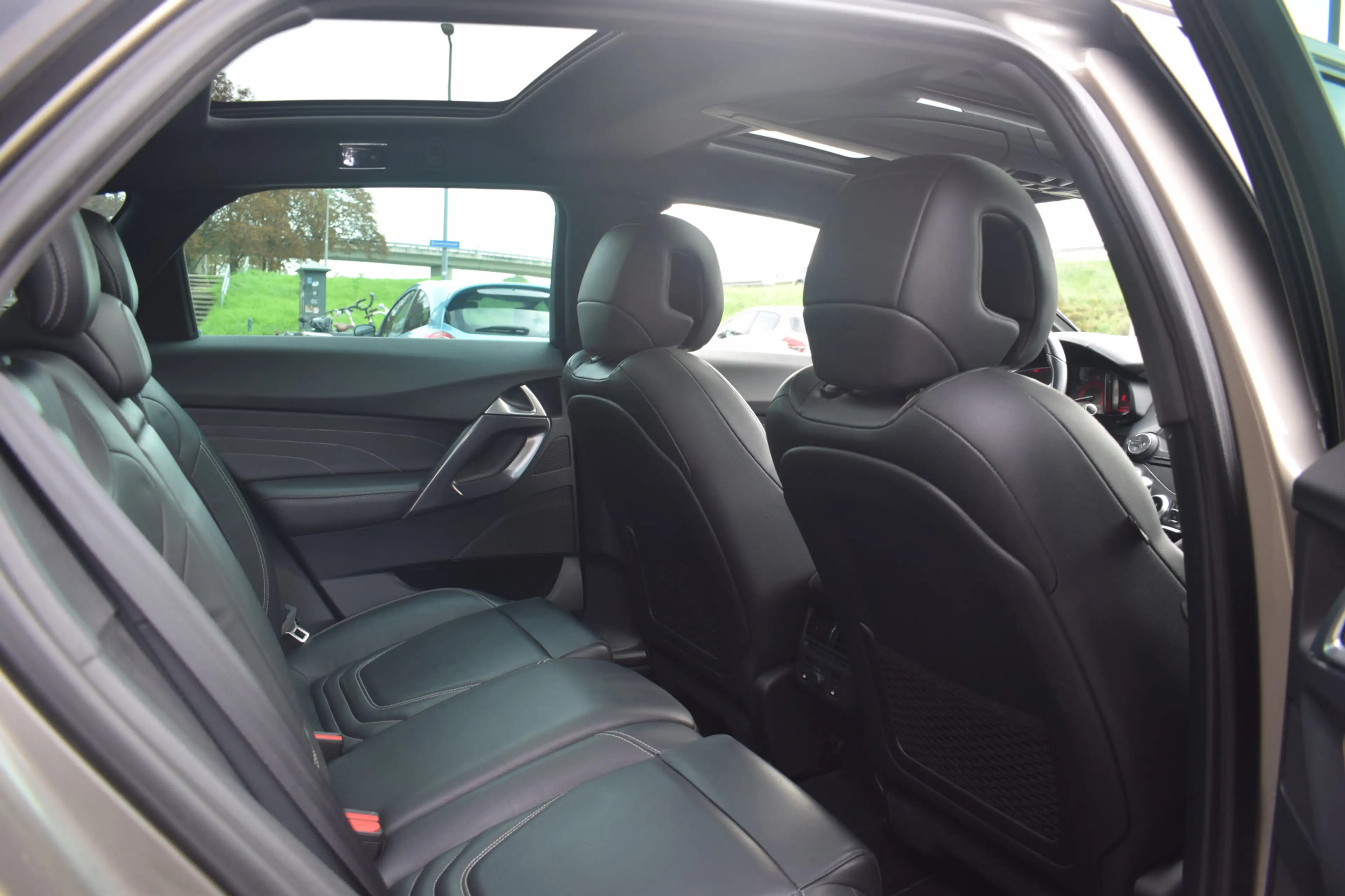 Citroen DS5 1.6 THP Business Executive NL AUTO/AUTOMAAT/LEER/P — photo 16