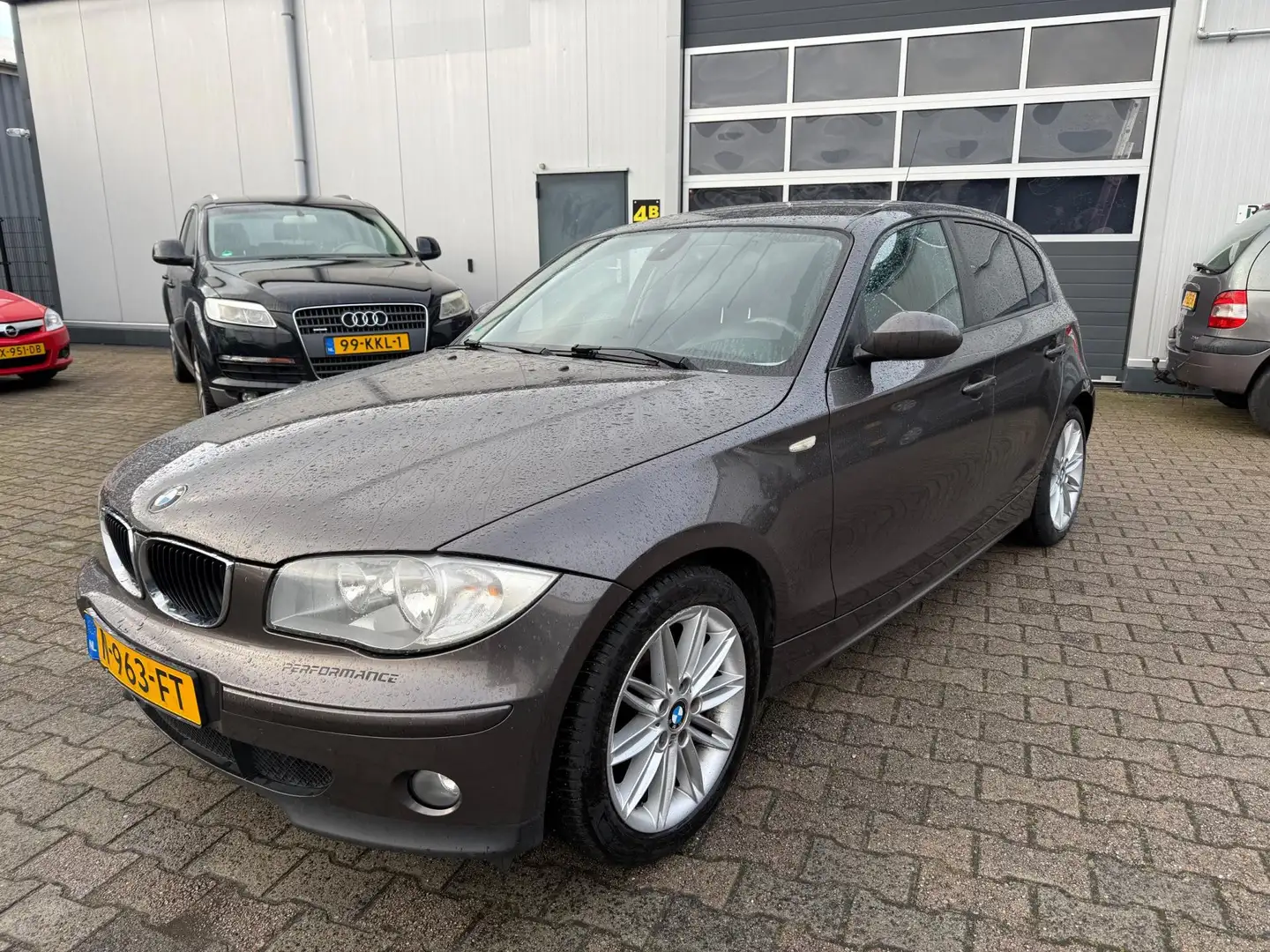 BMW 116 1-serie 116i High Executive 5-Deurs M-sport velgen Braun - 1
