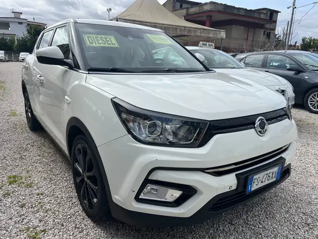 SsangYong Tivoli 1600 D 115 CV KM CERTIFICATI 1 PROPRIETARIO FULL
