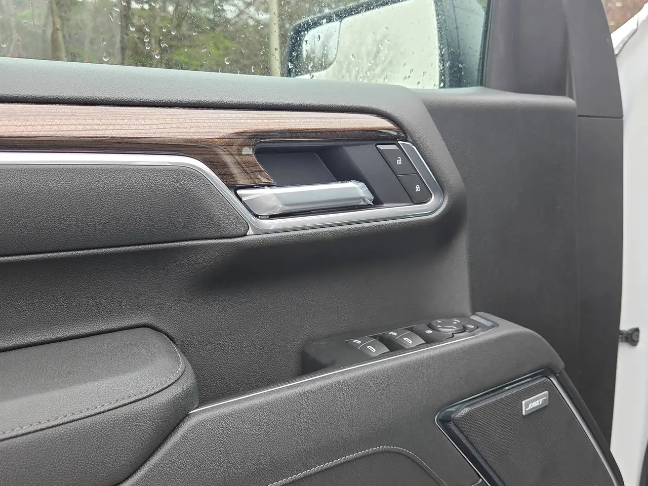 Chevrolet Silverado 1500 снимка Chevrolet Silverado 1500