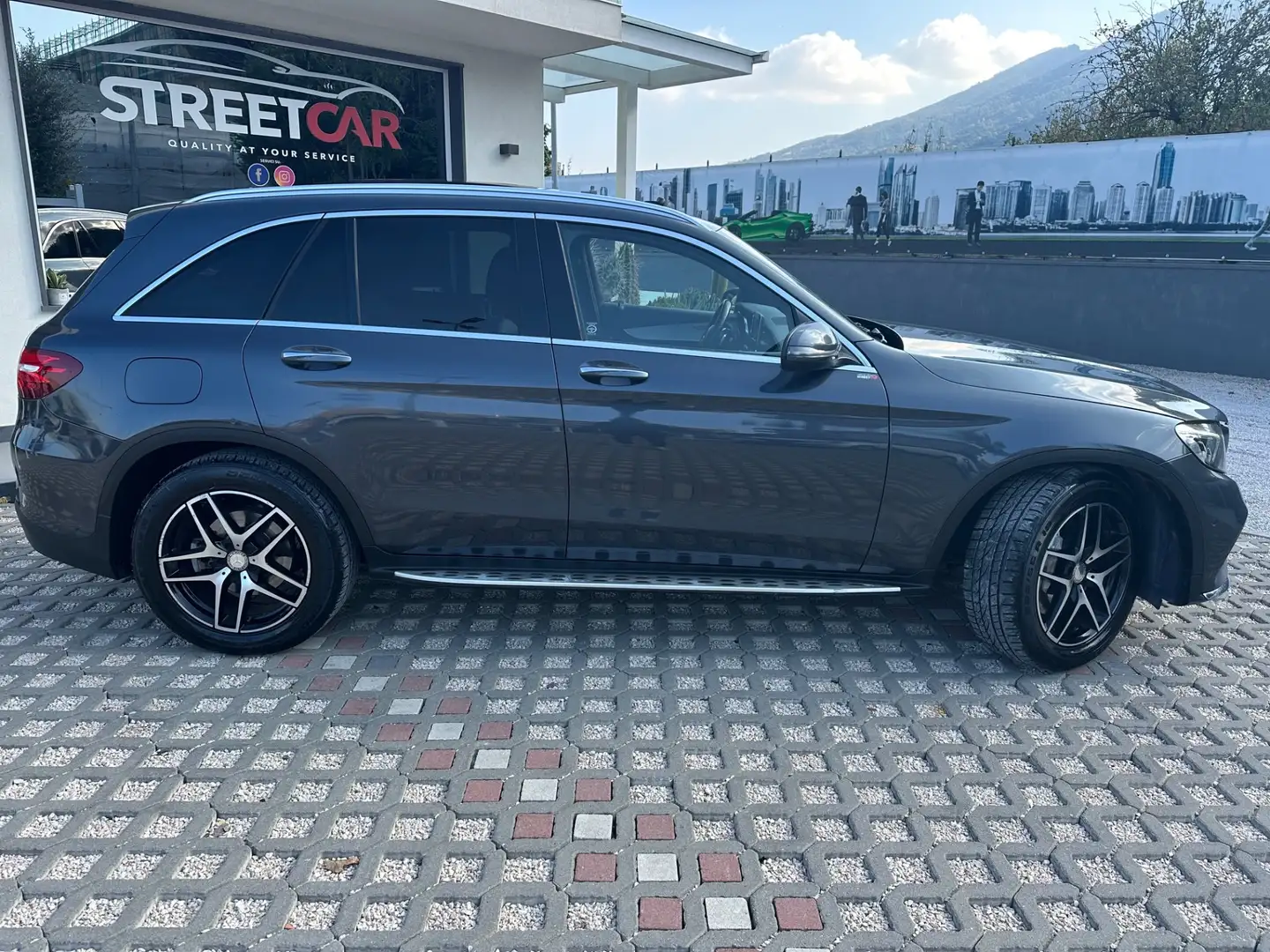 Mercedes-Benz GLC 250 GLC 250 d 4Matic Premium Gris - 2